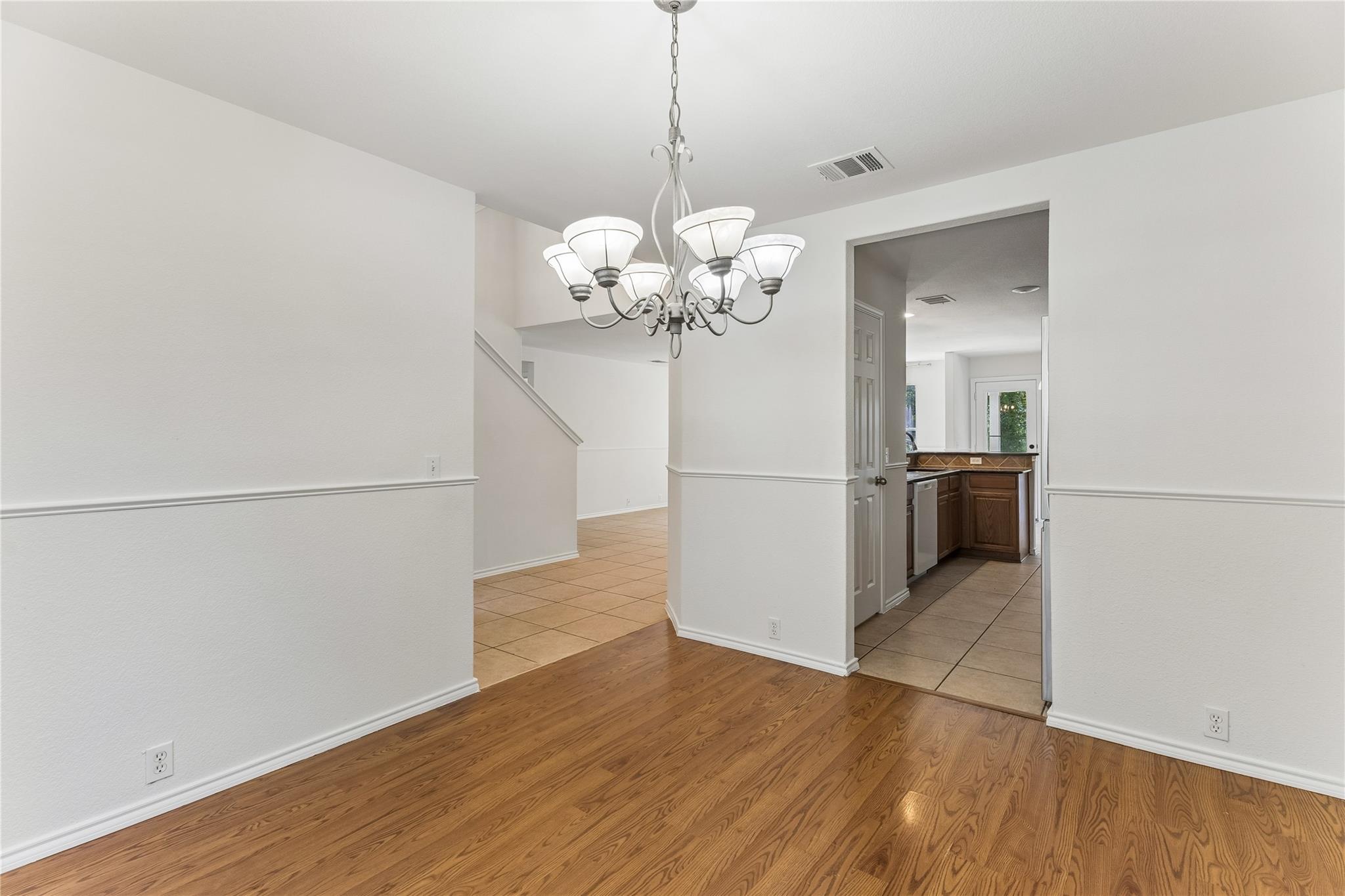 2372 Paradise Ridge Dr Property Photo 5