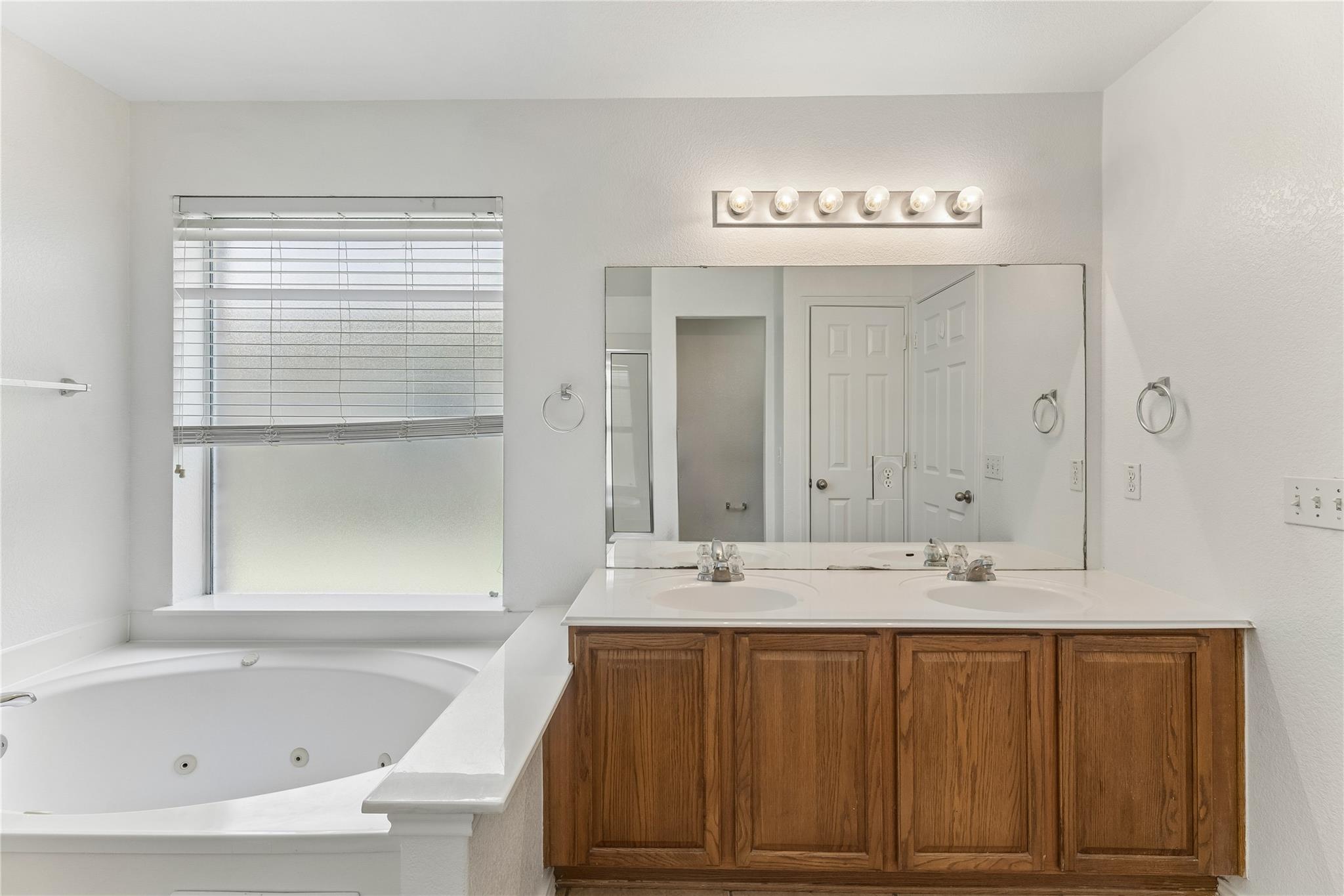 2372 Paradise Ridge Dr Property Photo 22