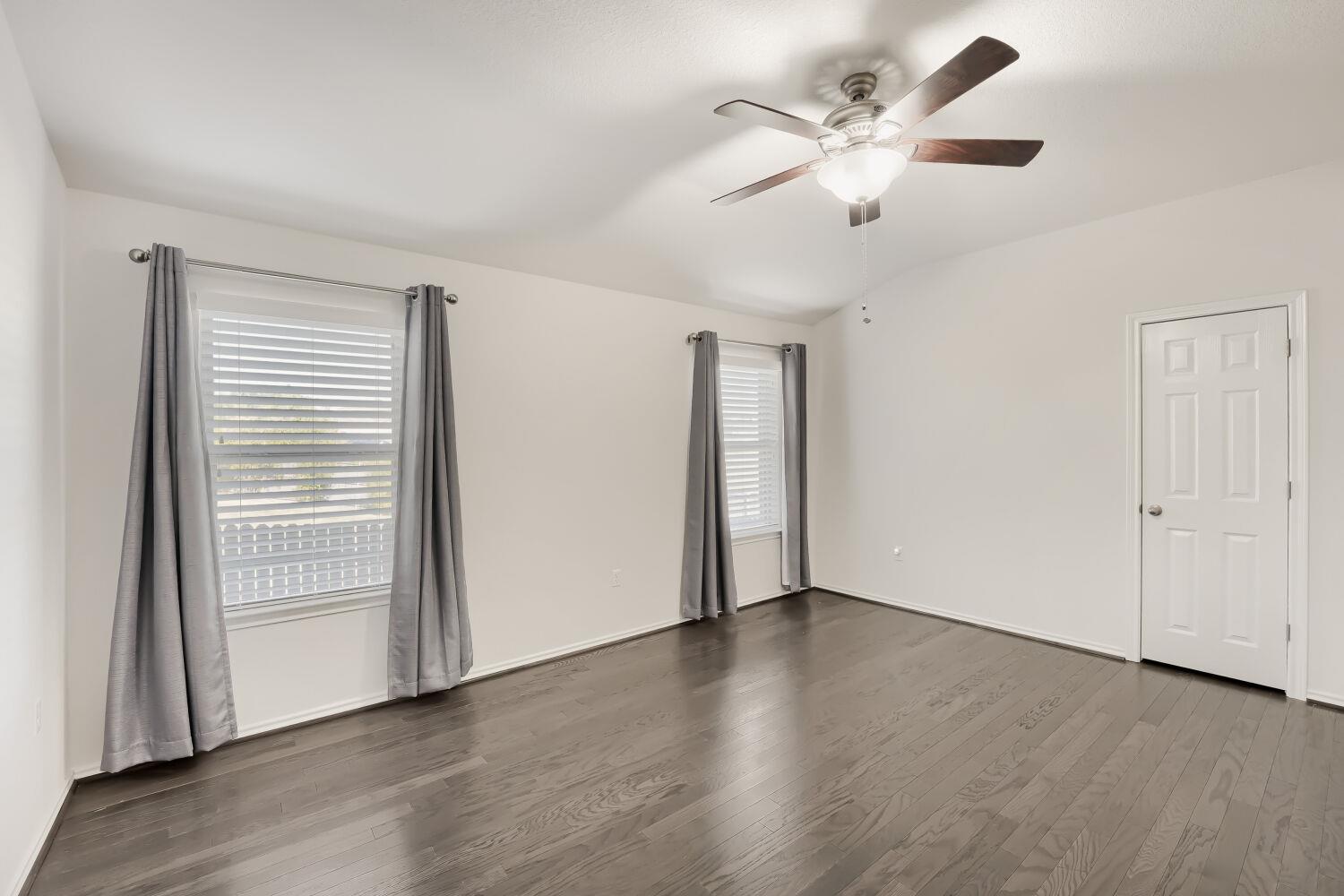 12112 Arran St Property Photo 14