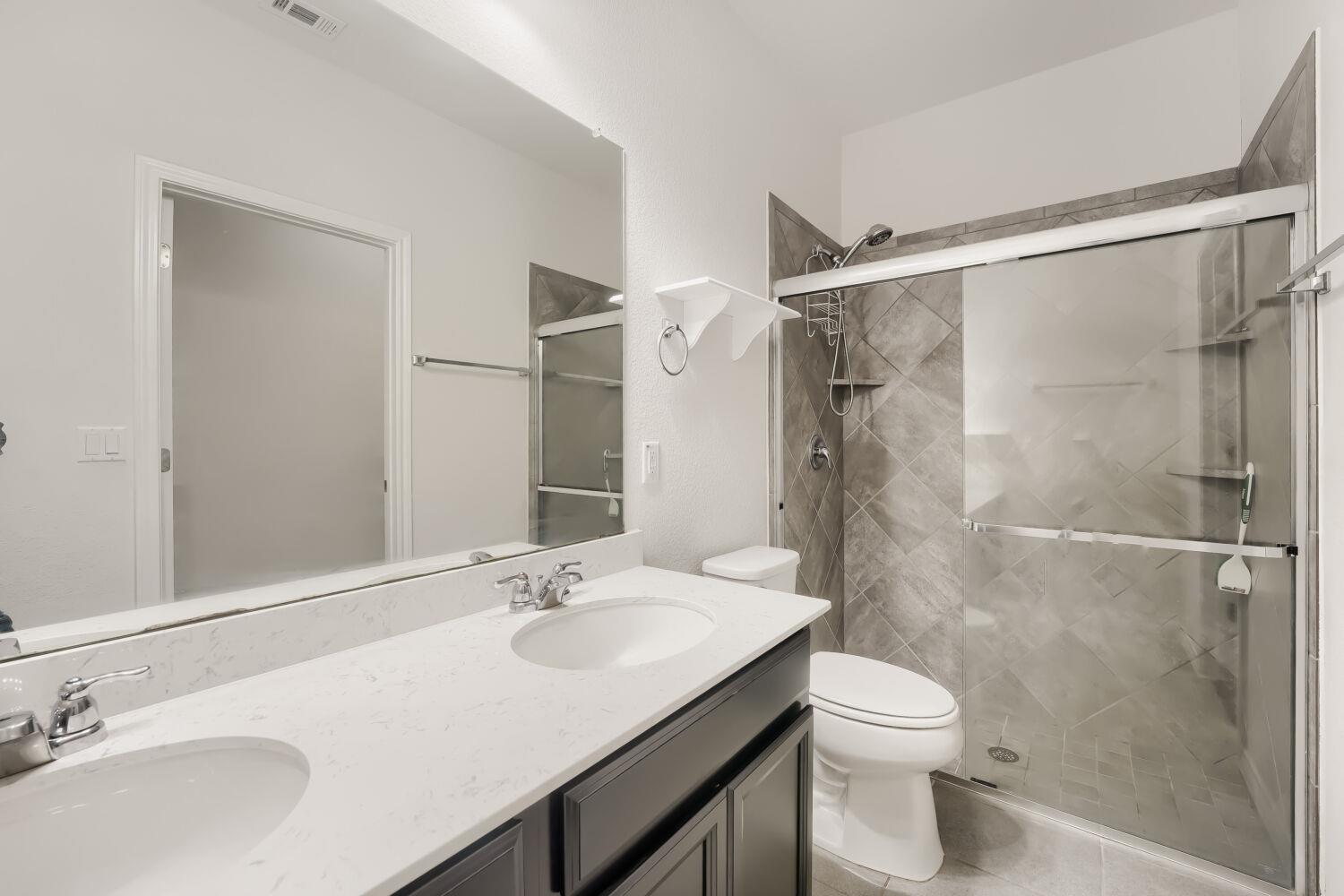 12112 Arran St Property Photo 15