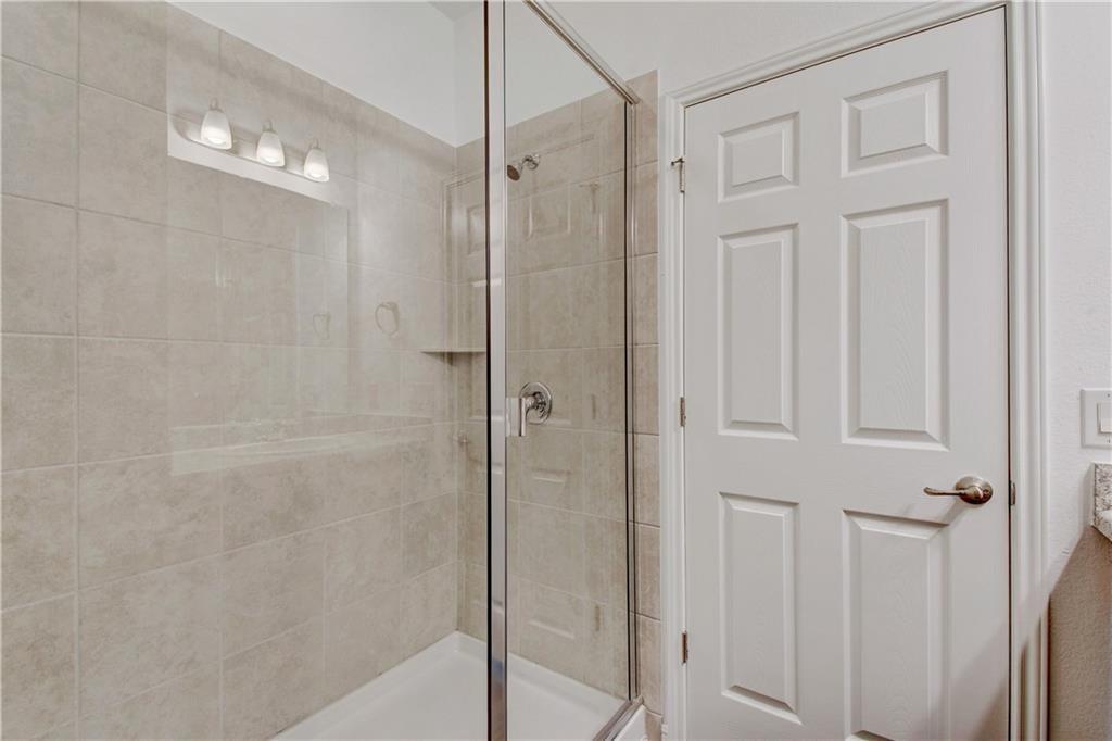 12912 Leatherback Ln Property Photo 17