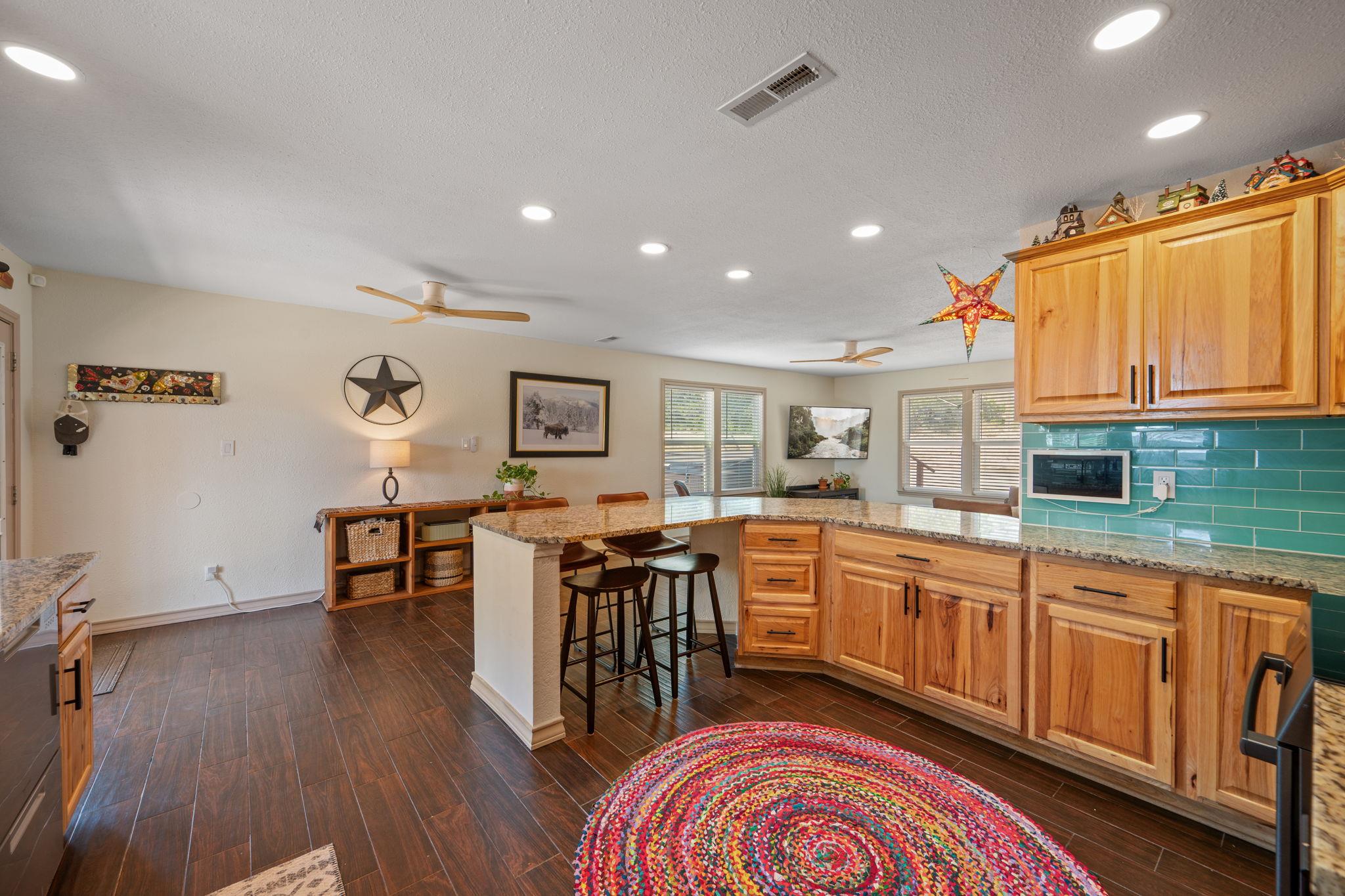 21201 Palomino Cv Property Photo 13