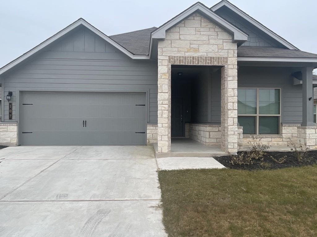 107 Nathaniel Dr Property Photo 1