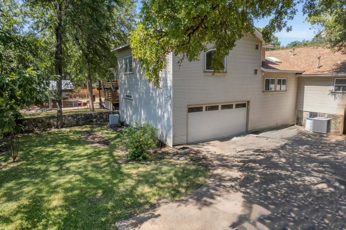 1507 Parkway Property Photo 3