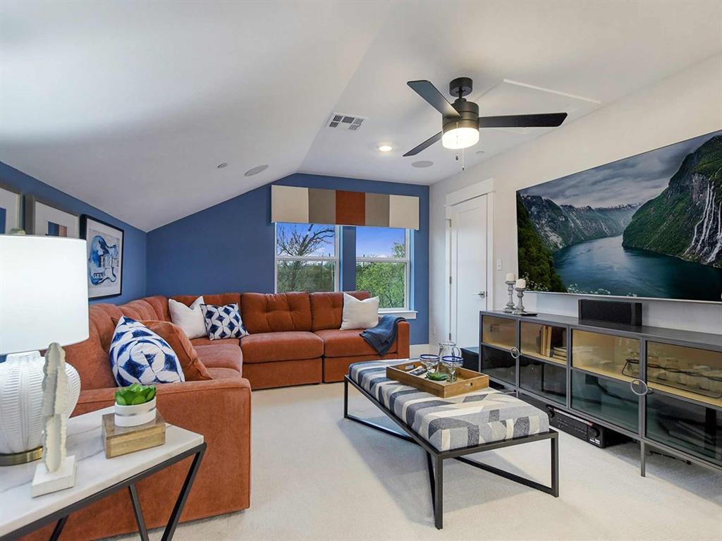 710 Bernese Pass Property Photo 13