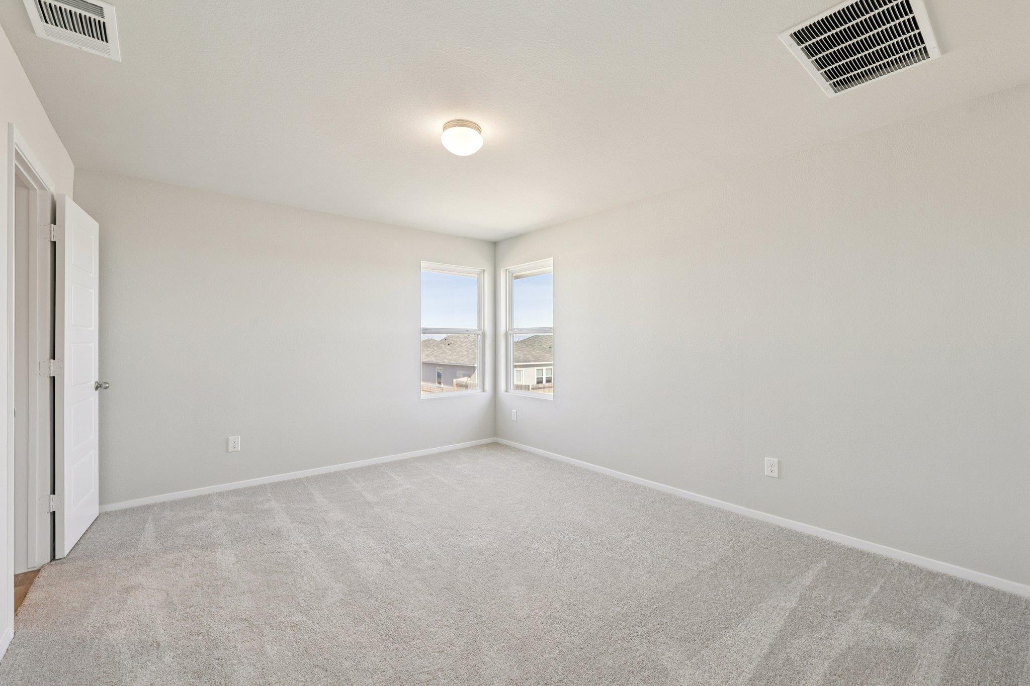 312 Jade St Property Photo 16