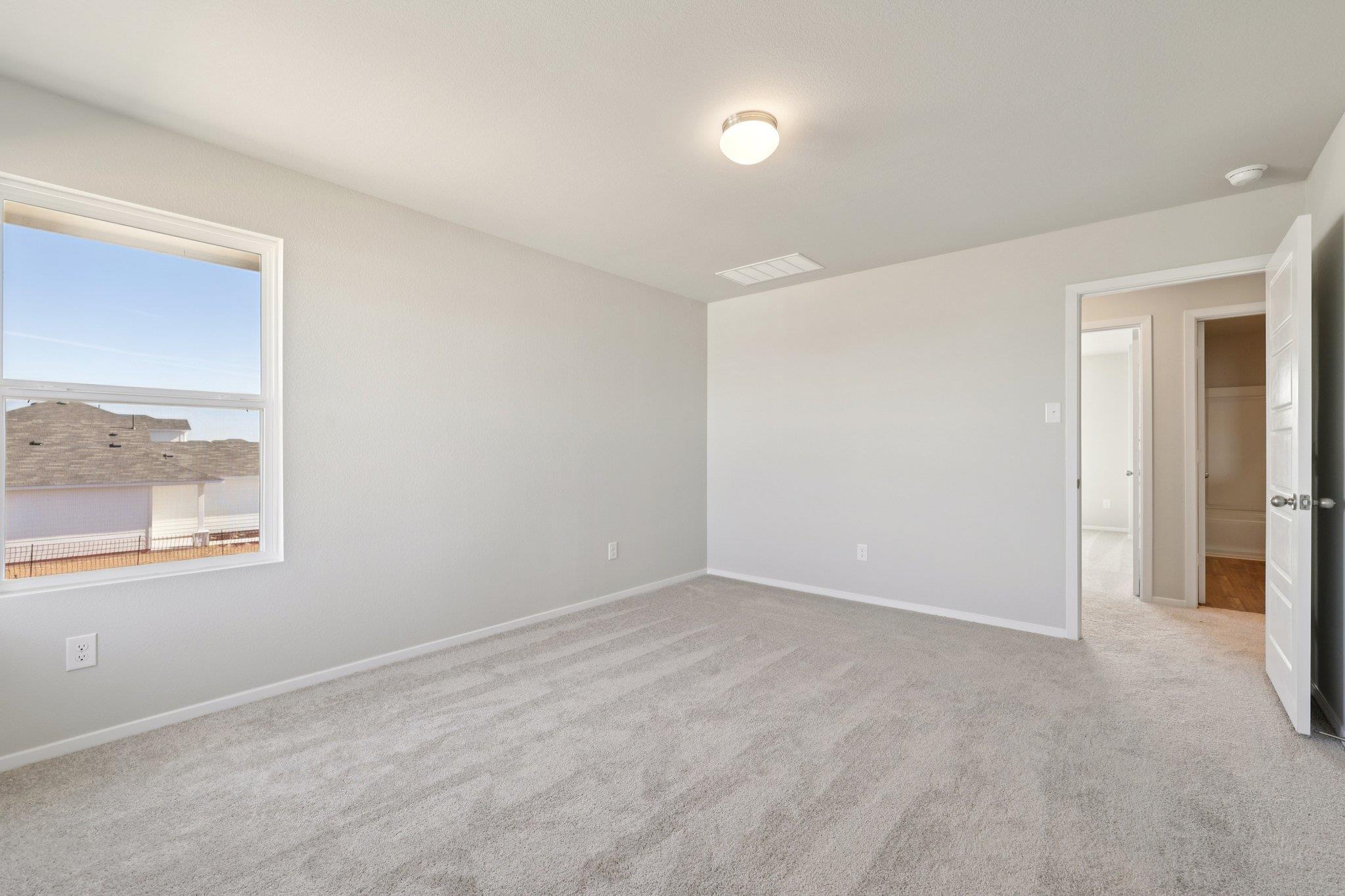 312 Jade St Property Photo 19