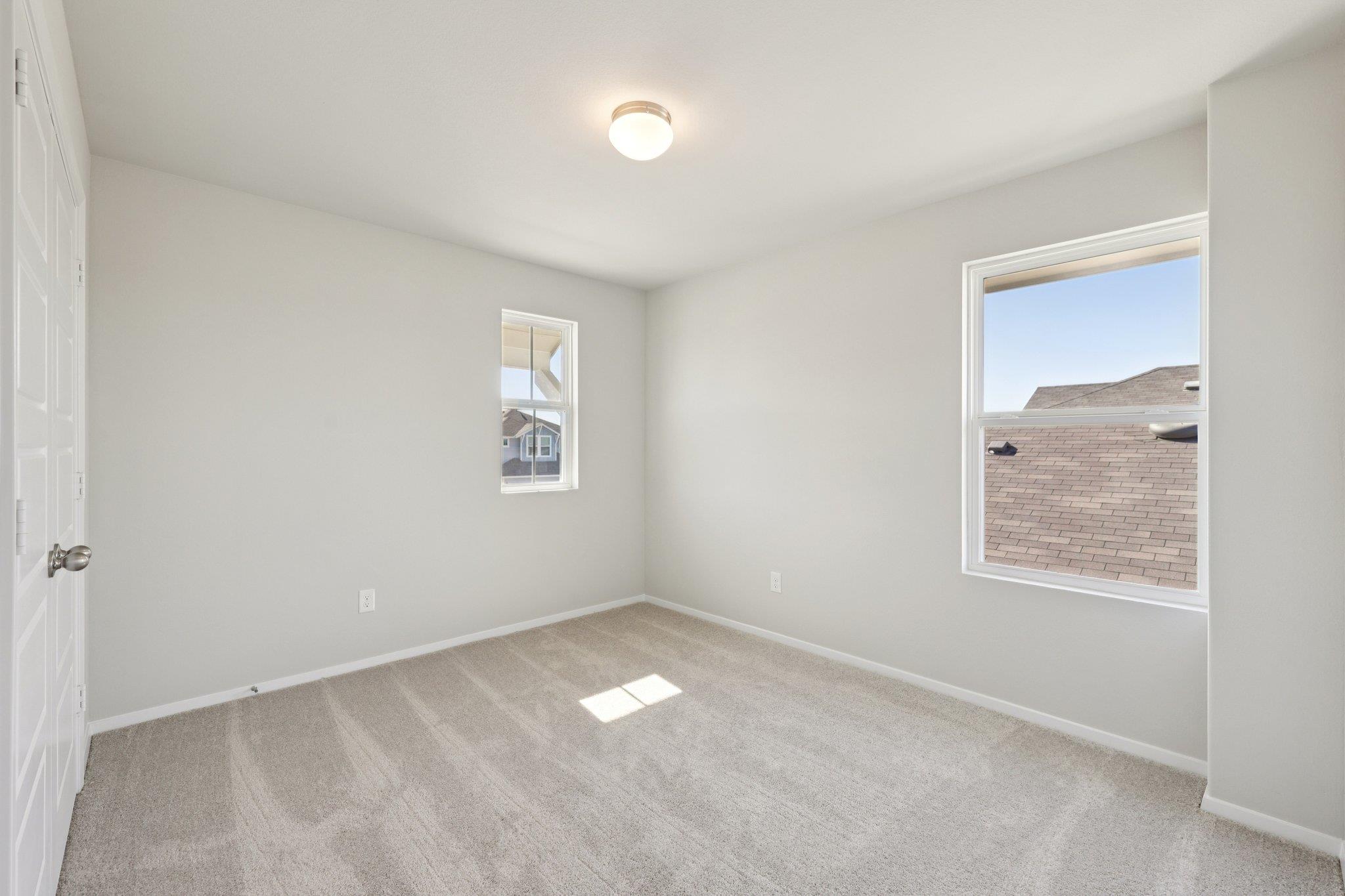 312 Jade St Property Photo 23
