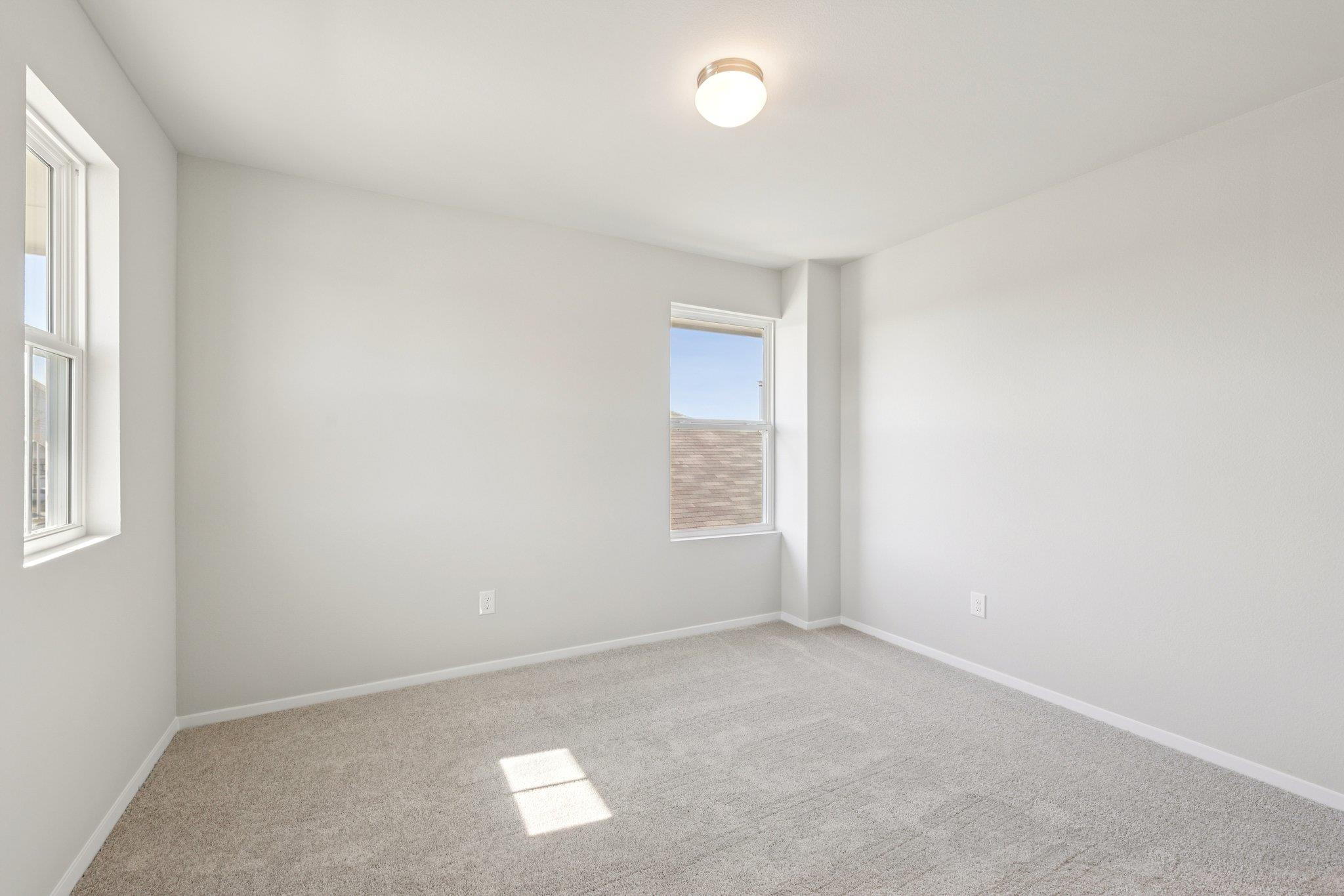 312 Jade St Property Photo 24