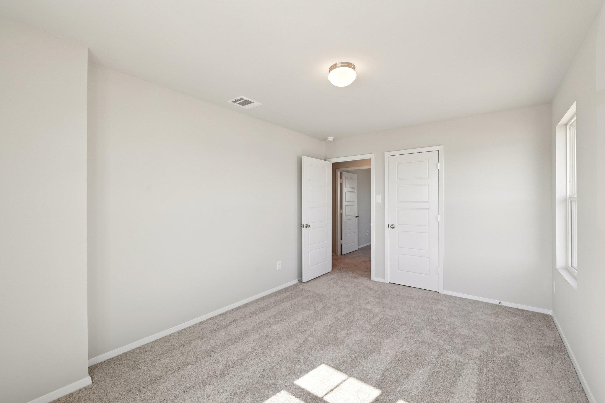 312 Jade St Property Photo 26