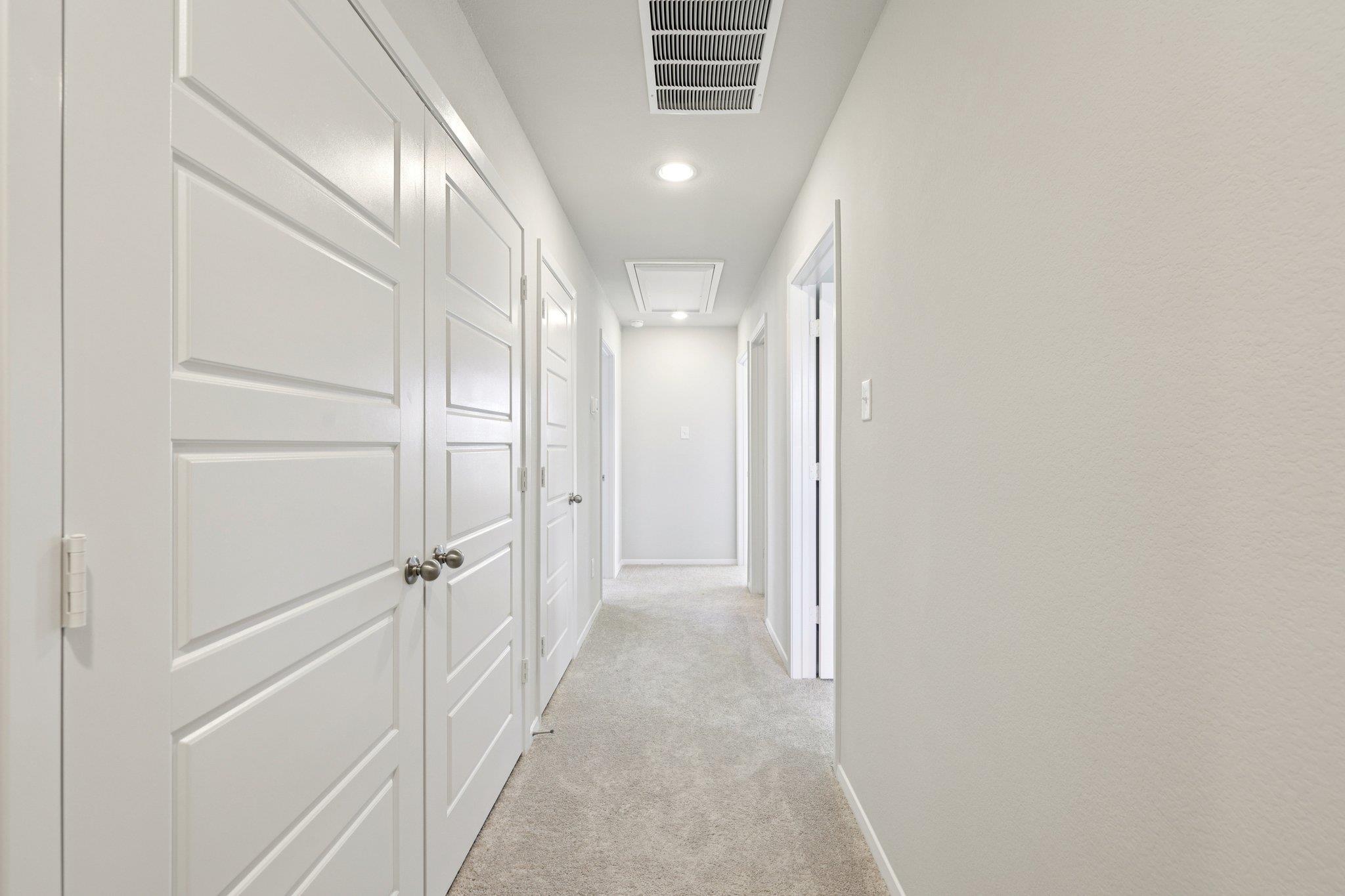 312 Jade St Property Photo 29