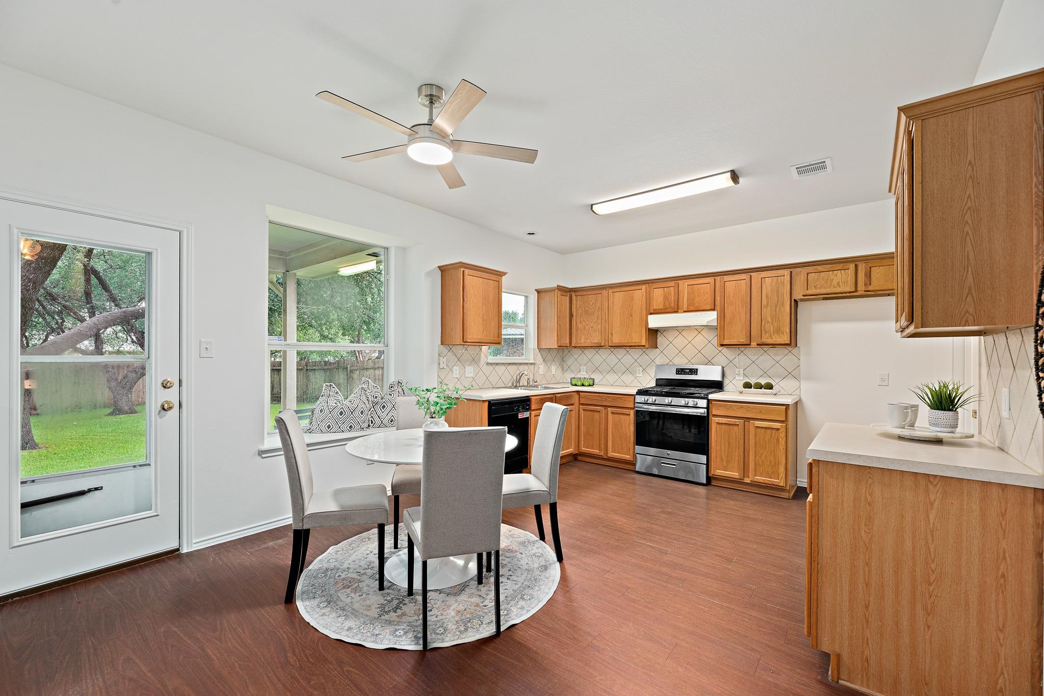 3477 Flowstone Ln Property Photo 8