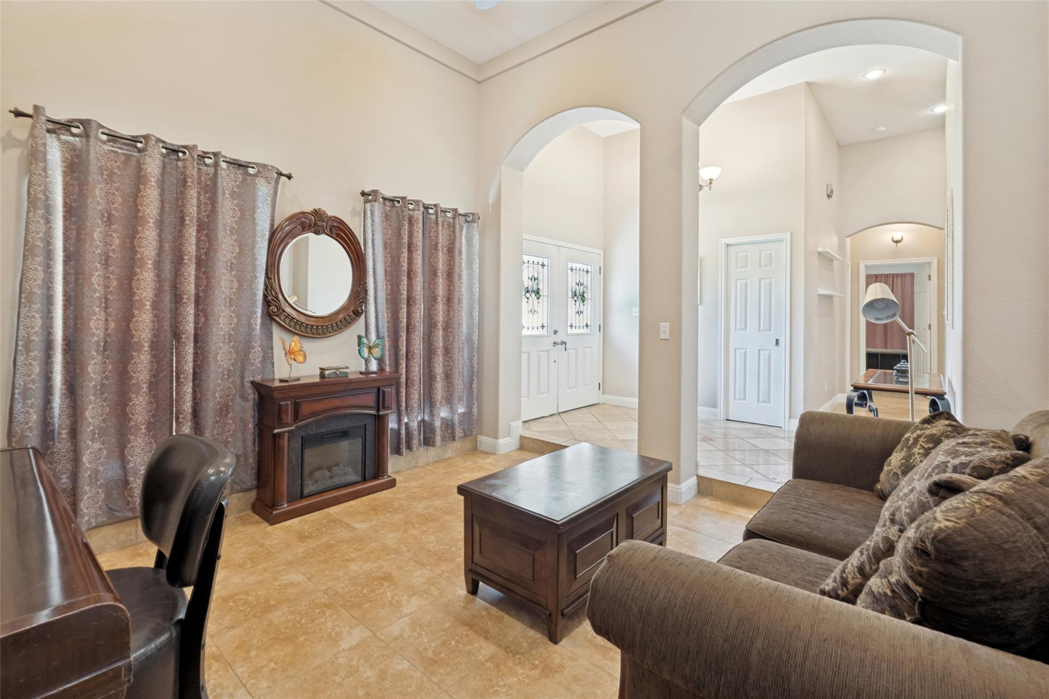 19205 Saint Raguel Rd Property Photo 4