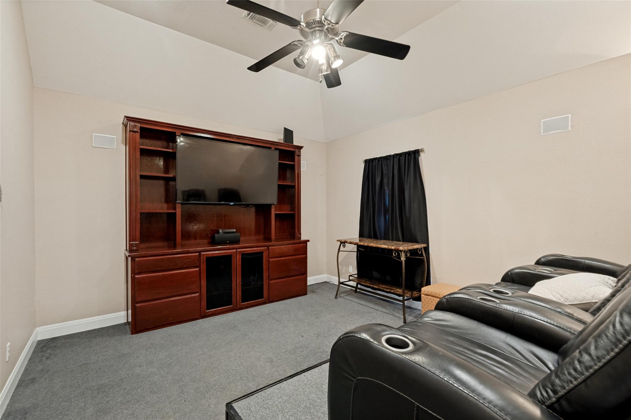 19205 Saint Raguel Rd Property Photo 10