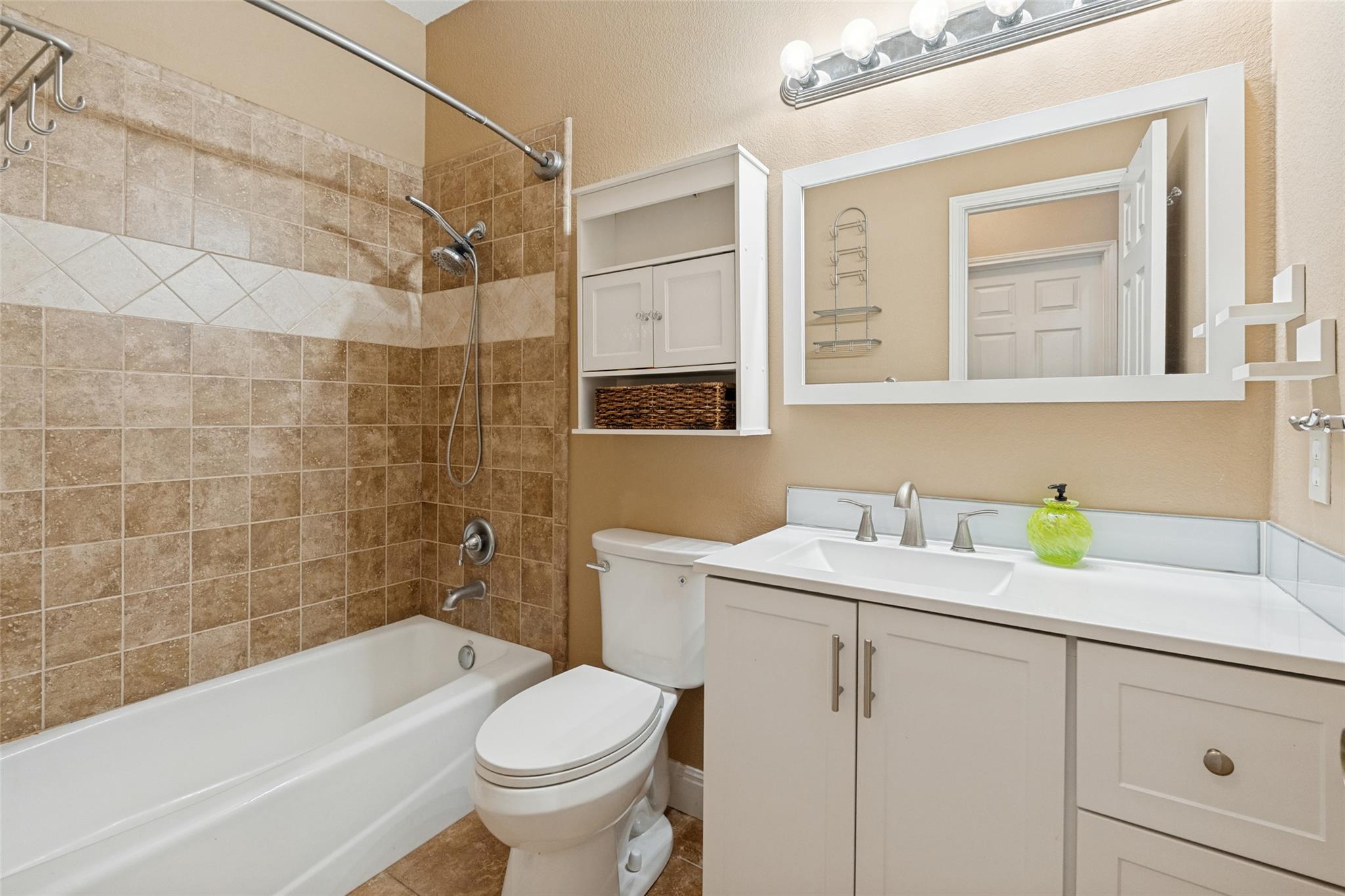 19205 Saint Raguel Rd Property Photo 17