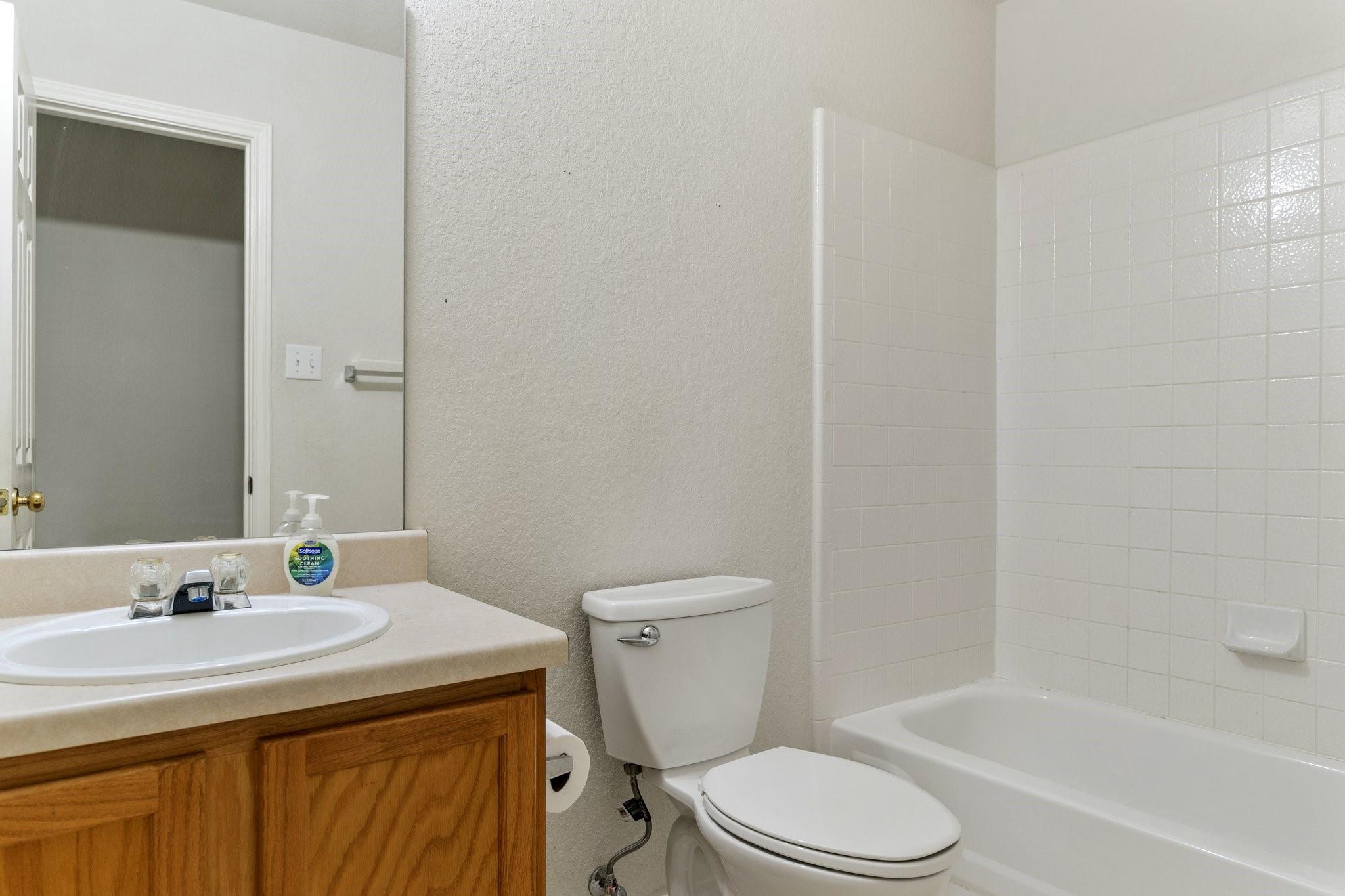 617 N Barbara Way Property Photo 8