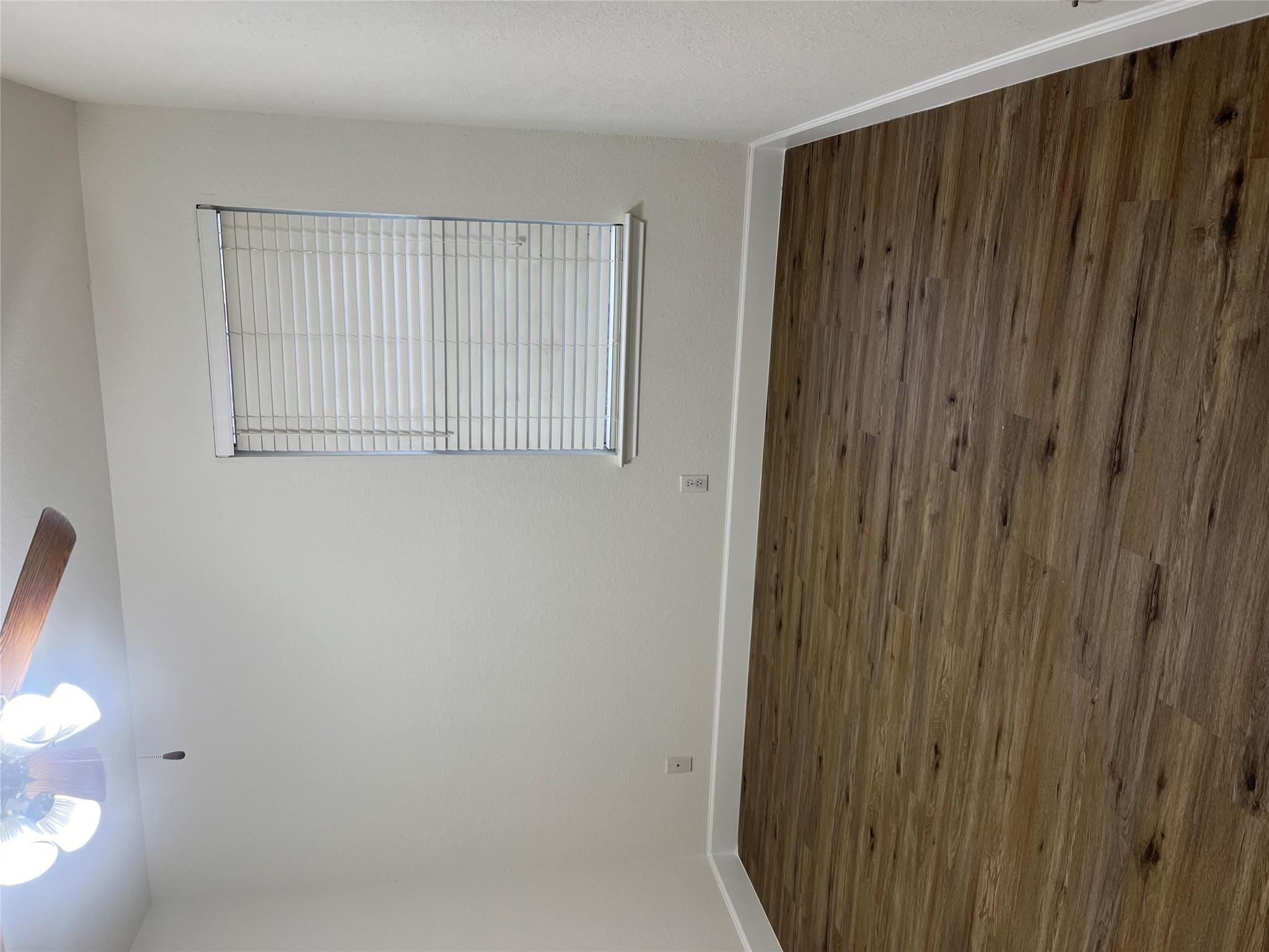 617 N Barbara Way Property Photo 9