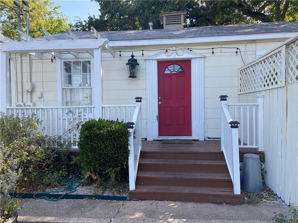 2608 W 8th St A Property Photo