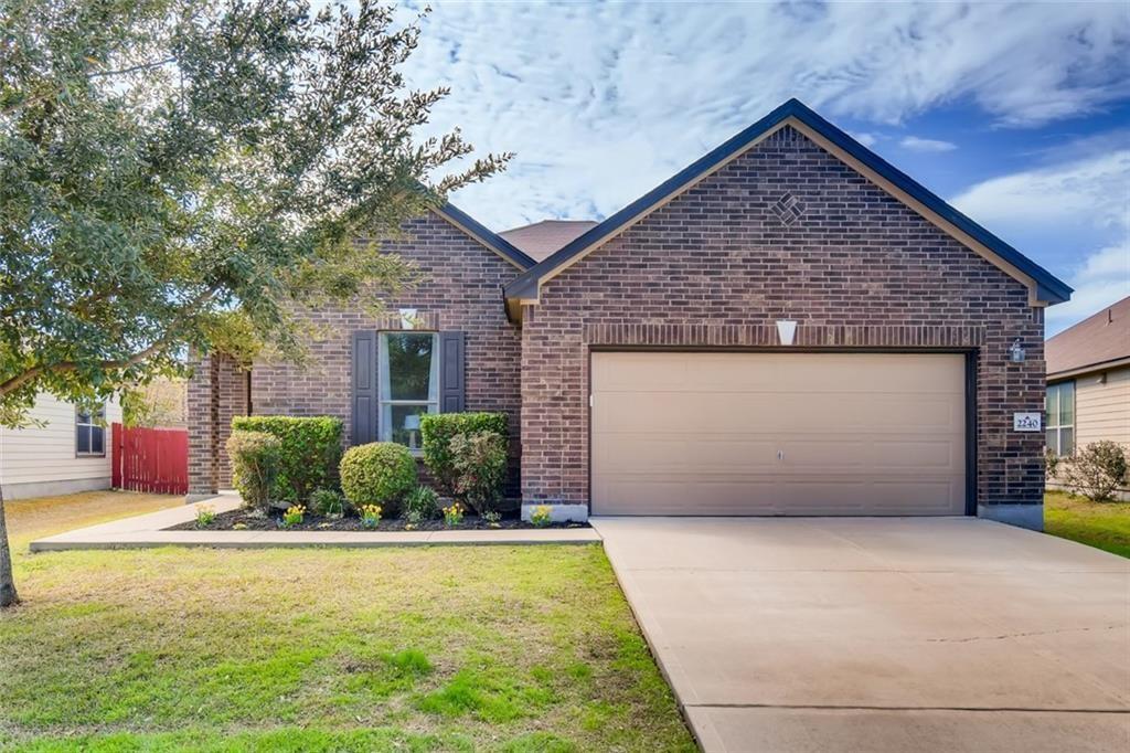 2240 Mccombs St Property Photo 1