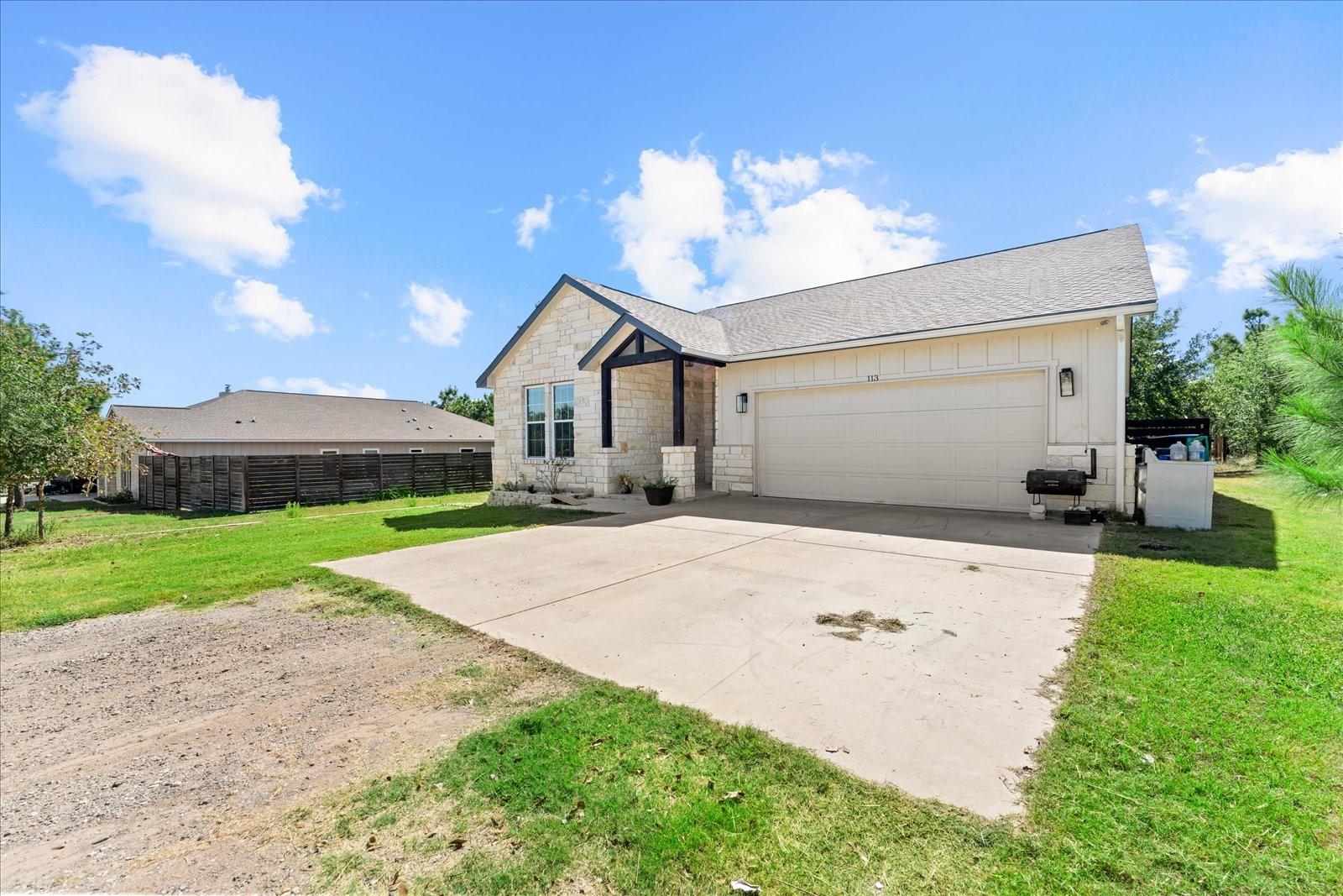 113 Tonkawa Ln Property Photo 10