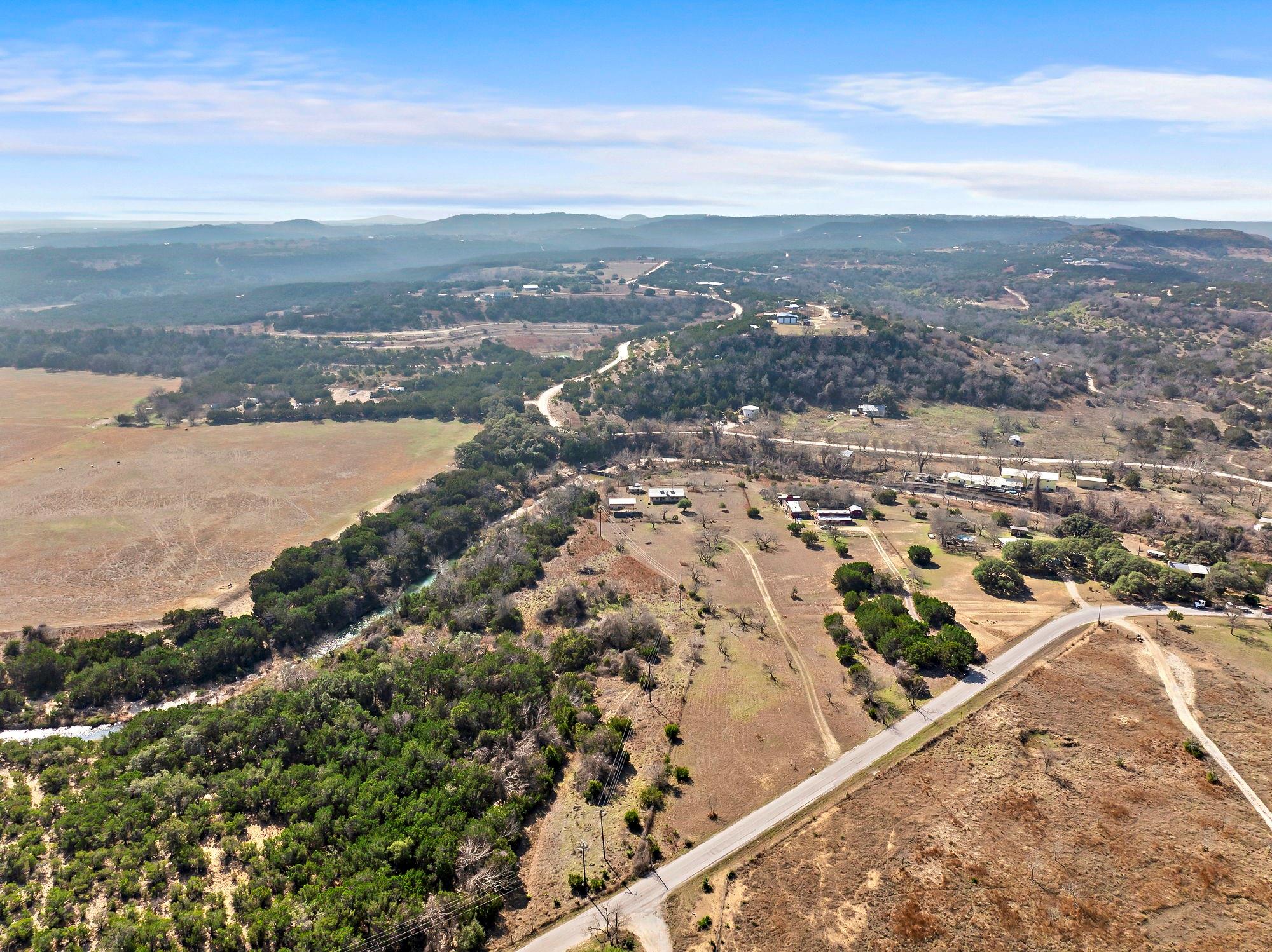 7436 Miller Creek Lp Johnson City, Tx 78636 Property Photo 3