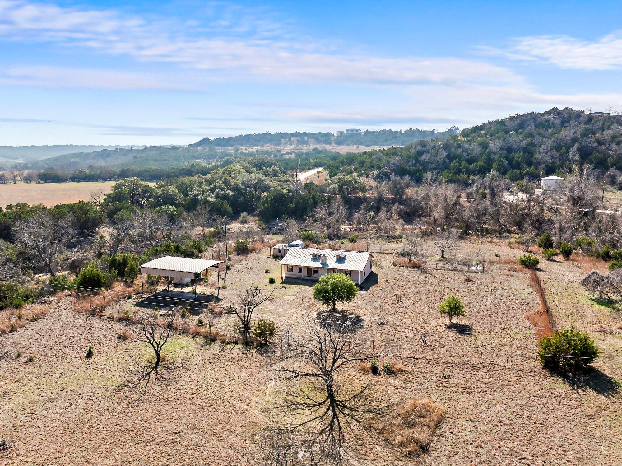 7436 Miller Creek Lp Johnson City, Tx 78636 Property Photo 6