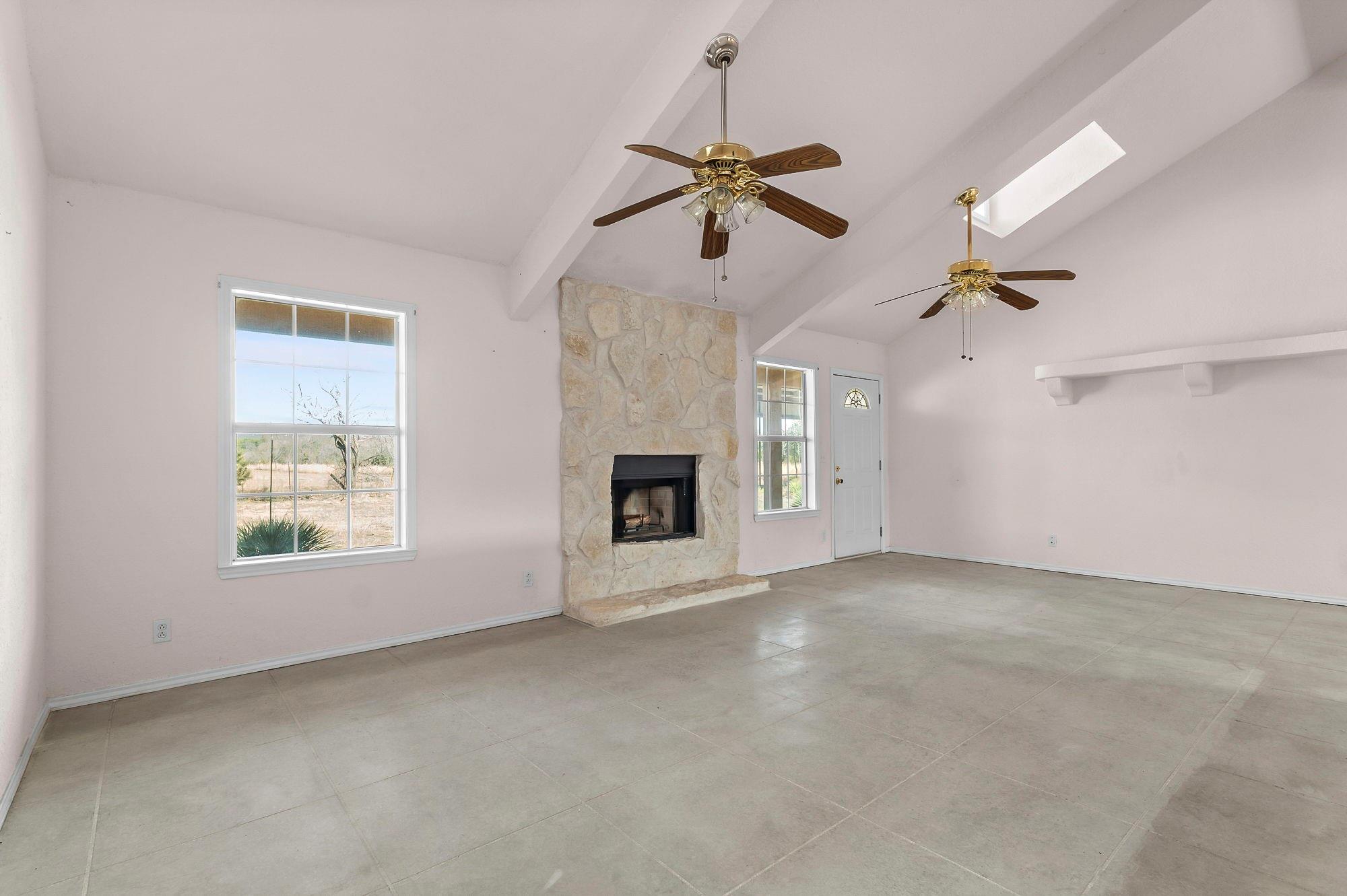 7436 Miller Creek Lp Johnson City, Tx 78636 Property Photo 10