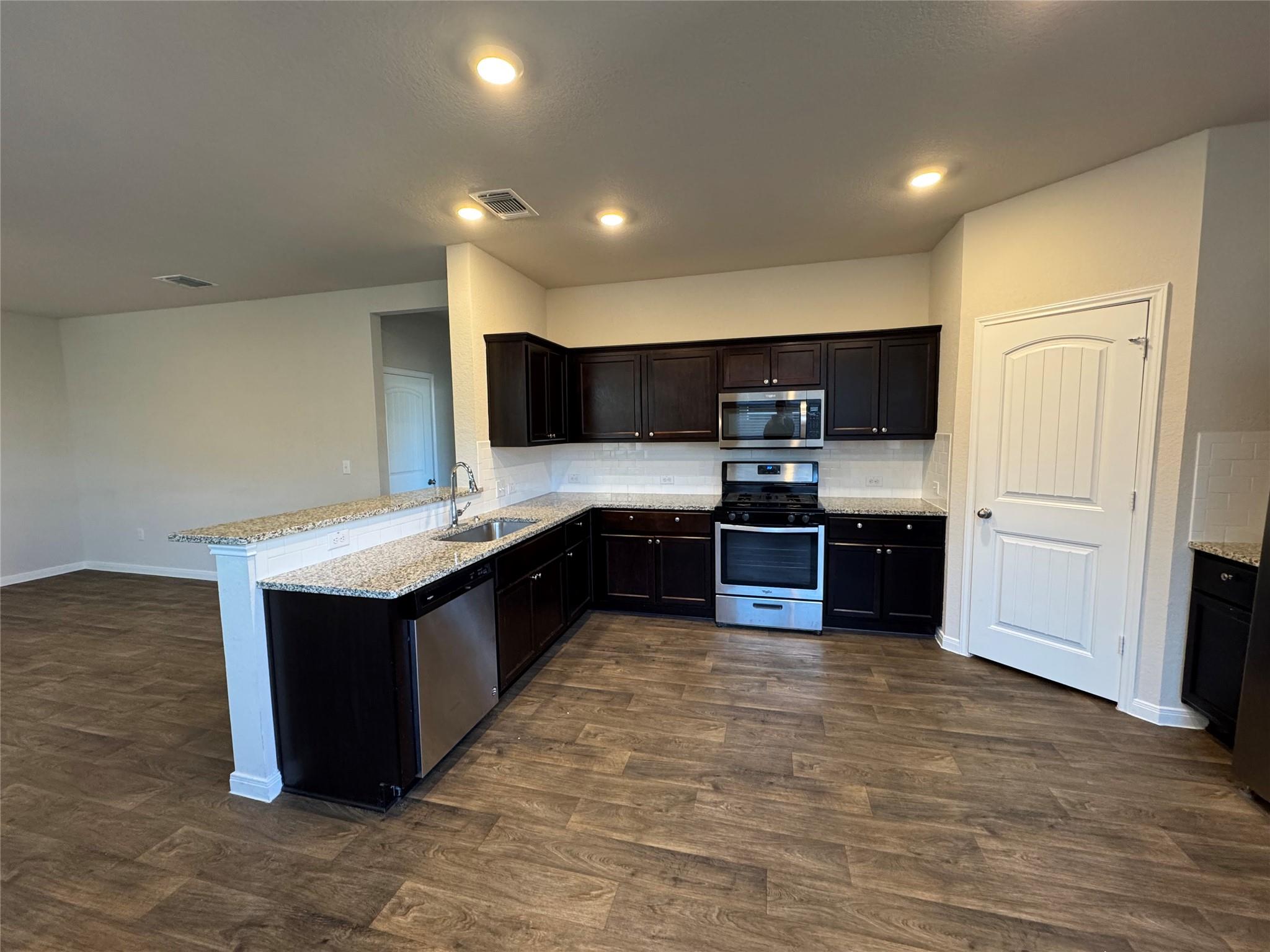 14013 Levy Ln Property Photo 6
