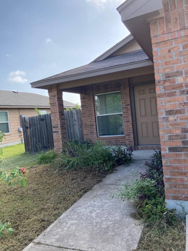 2416 Blue Sky Ln Property Photo 1