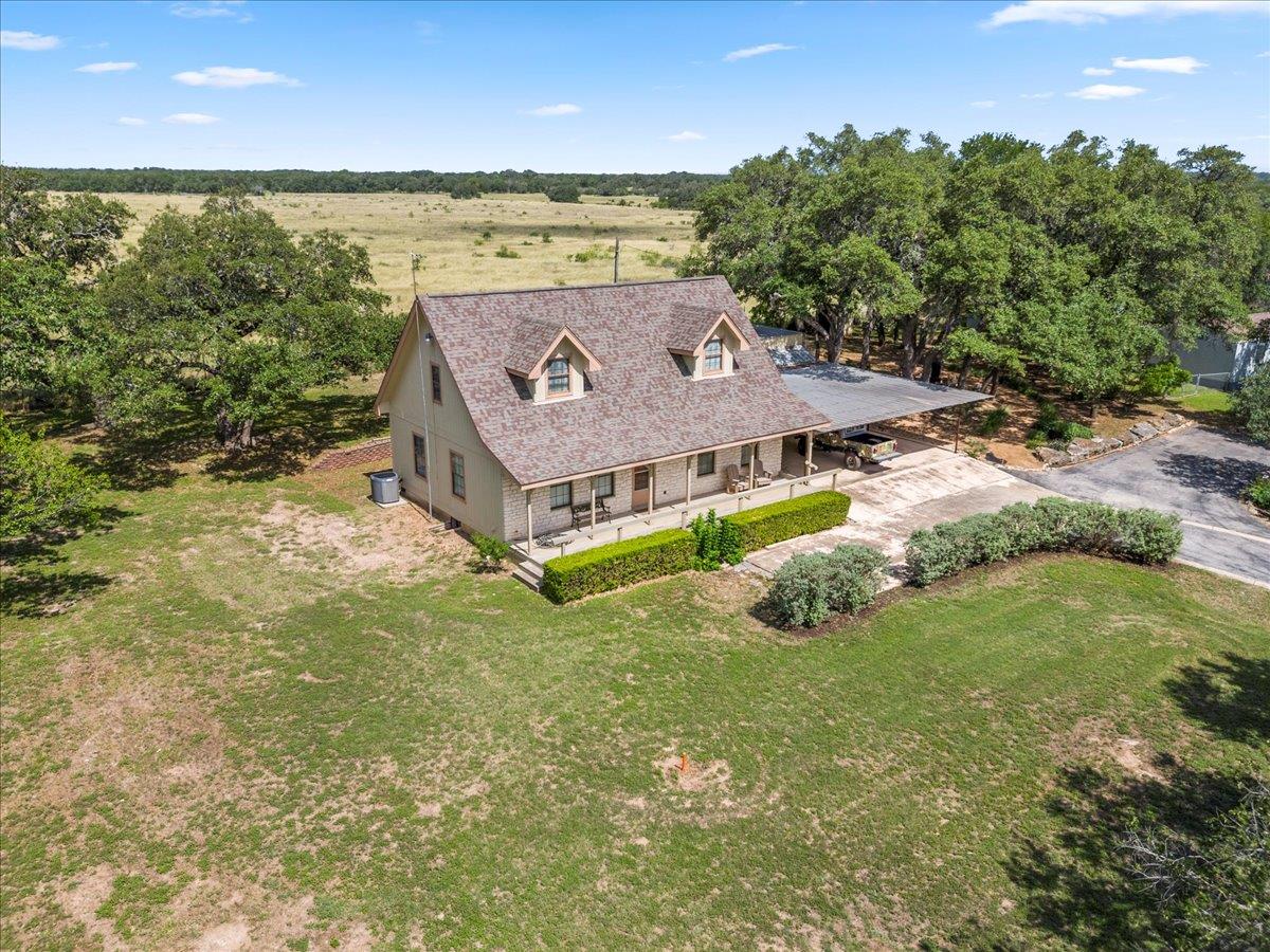 1850 S Fm 1626 Hwy Property Photo 4