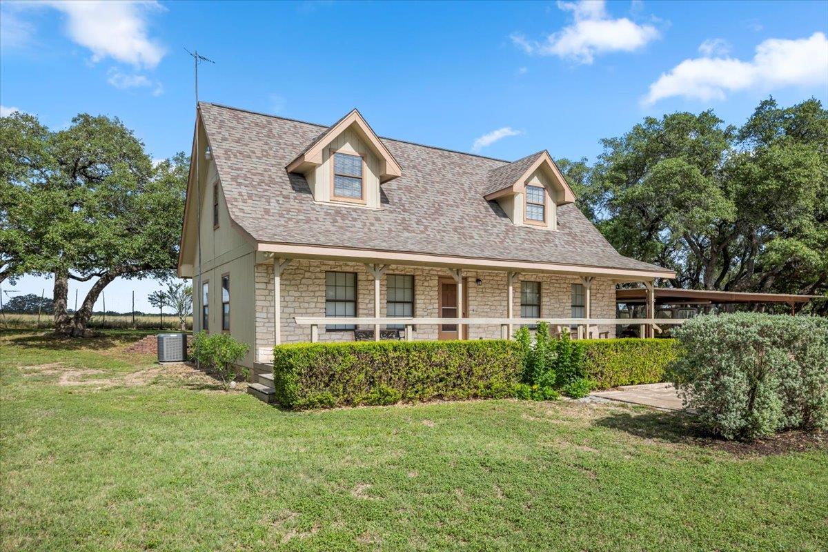 1850 S Fm 1626 Hwy Property Photo 9