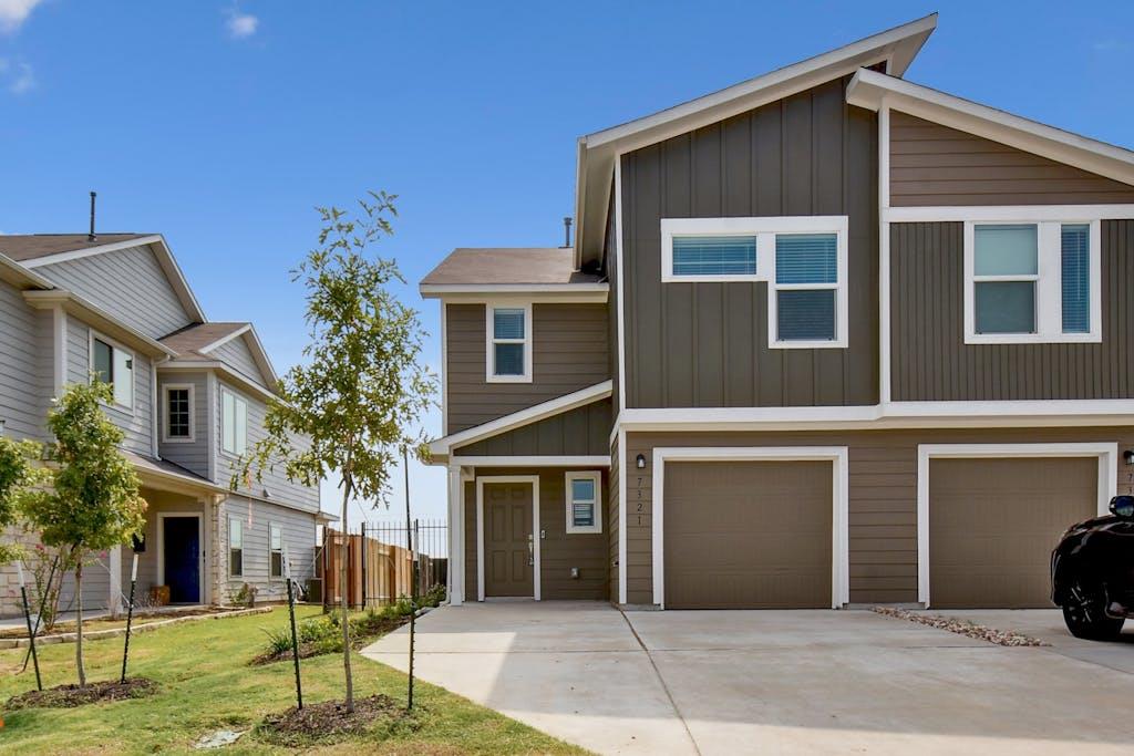 7321 Spotted Leaf Way Property Photo