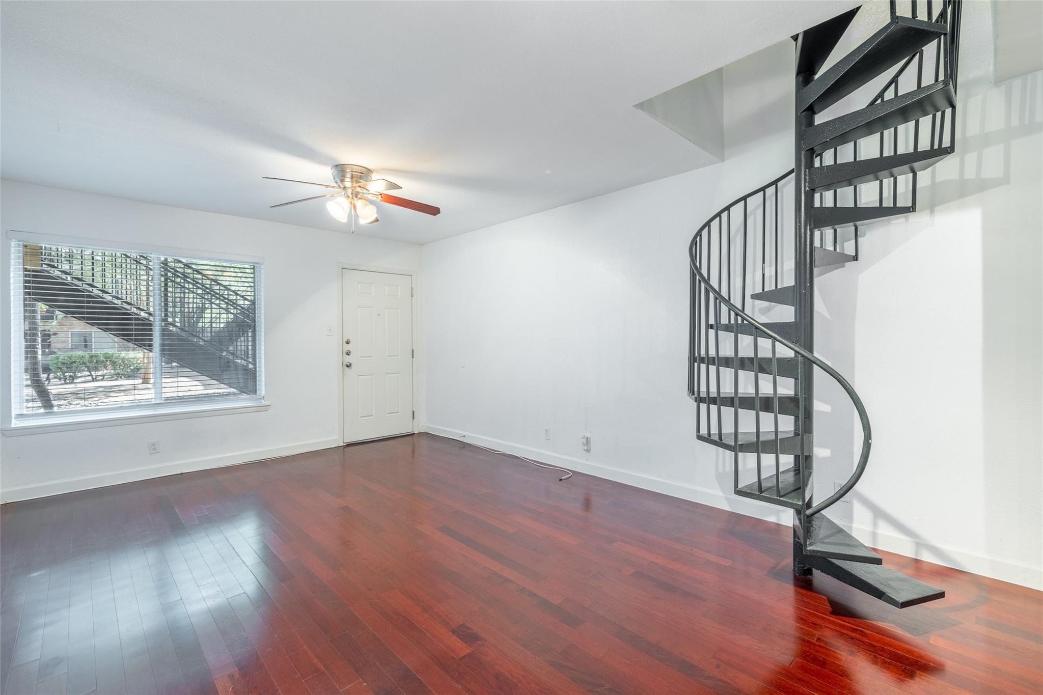 2020 S Congress Ave 2109 Property Photo 3