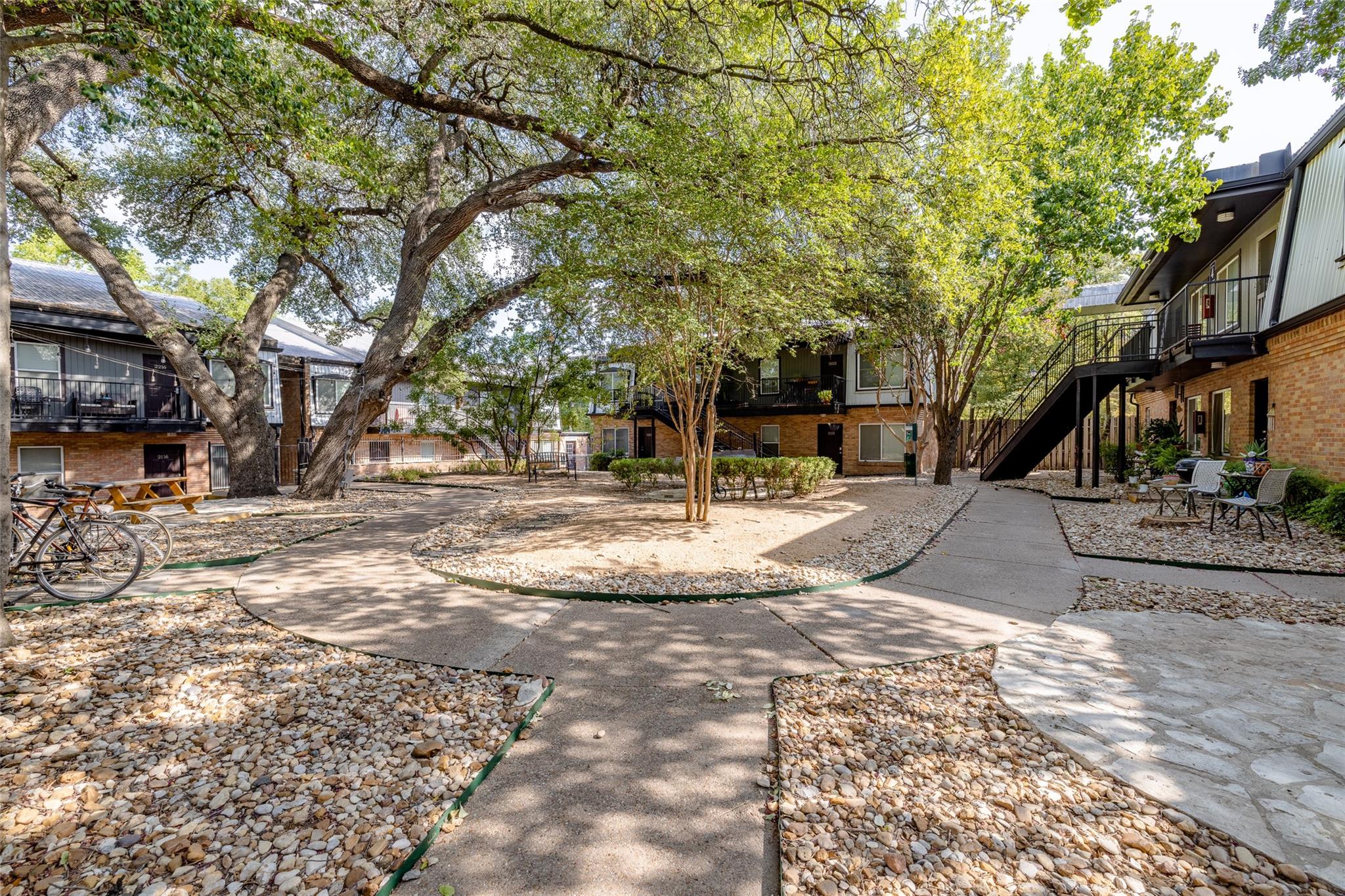 2020 S Congress Ave 2109 Property Photo 16
