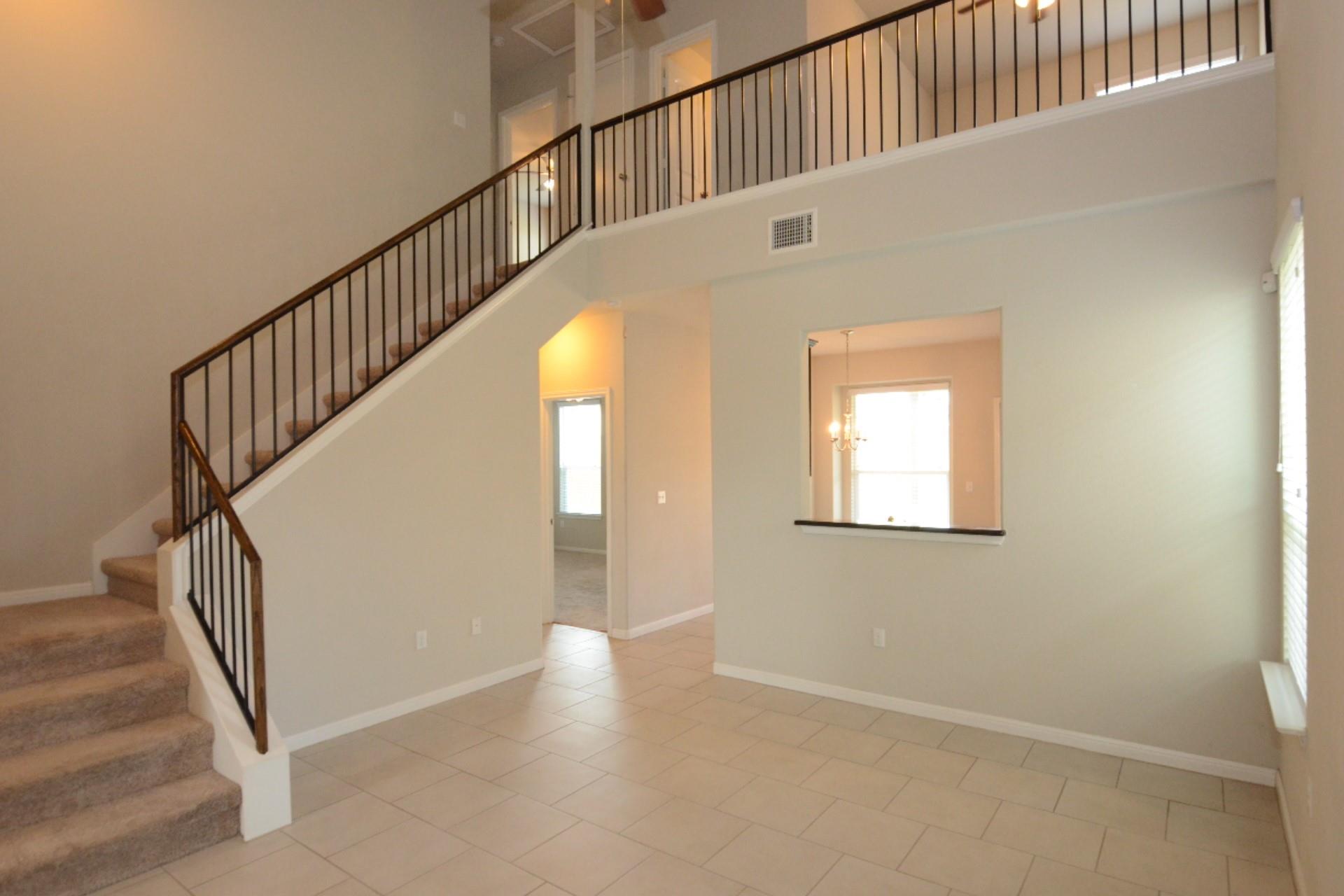 360 Purple Martin Ave Property Photo 4