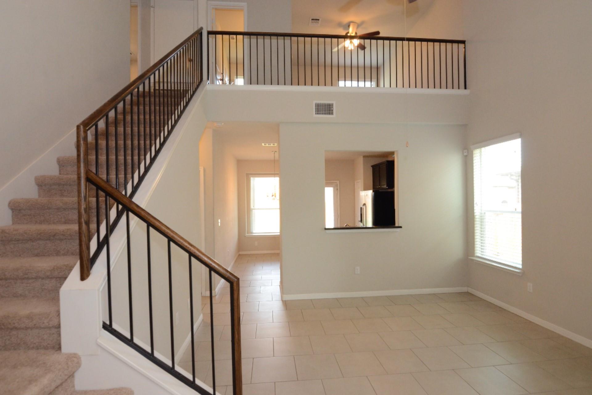360 Purple Martin Ave Property Photo 5