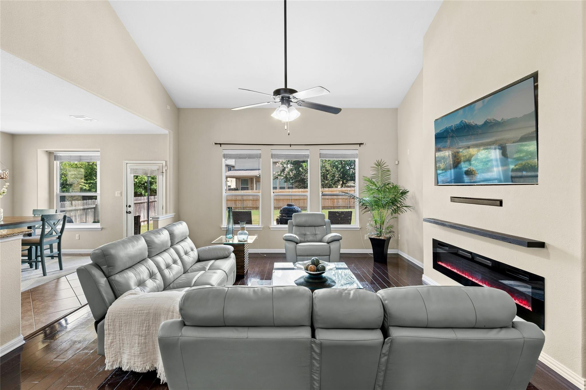 206 Paul Azinger Ct Property Photo 7