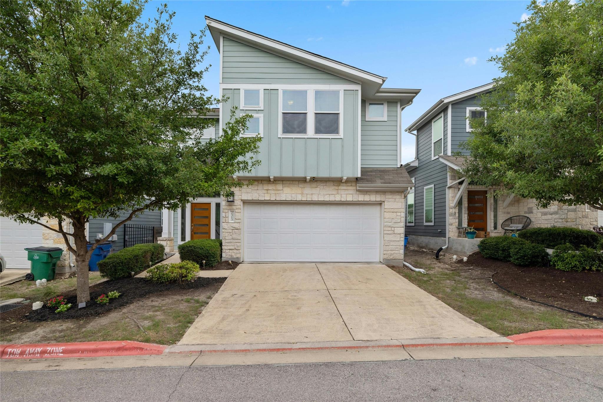 2313 Capulet St Property Photo 1