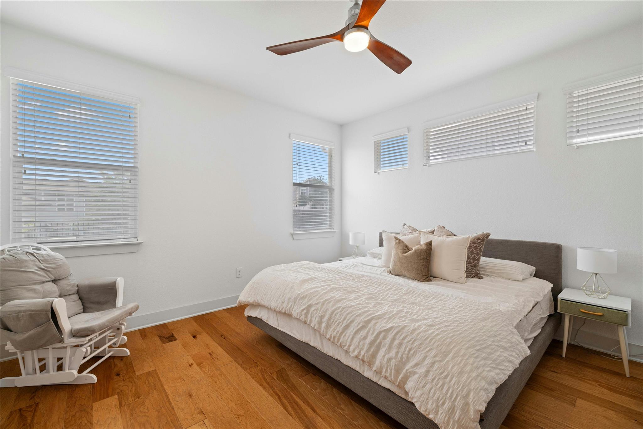 2313 Capulet St Property Photo 16