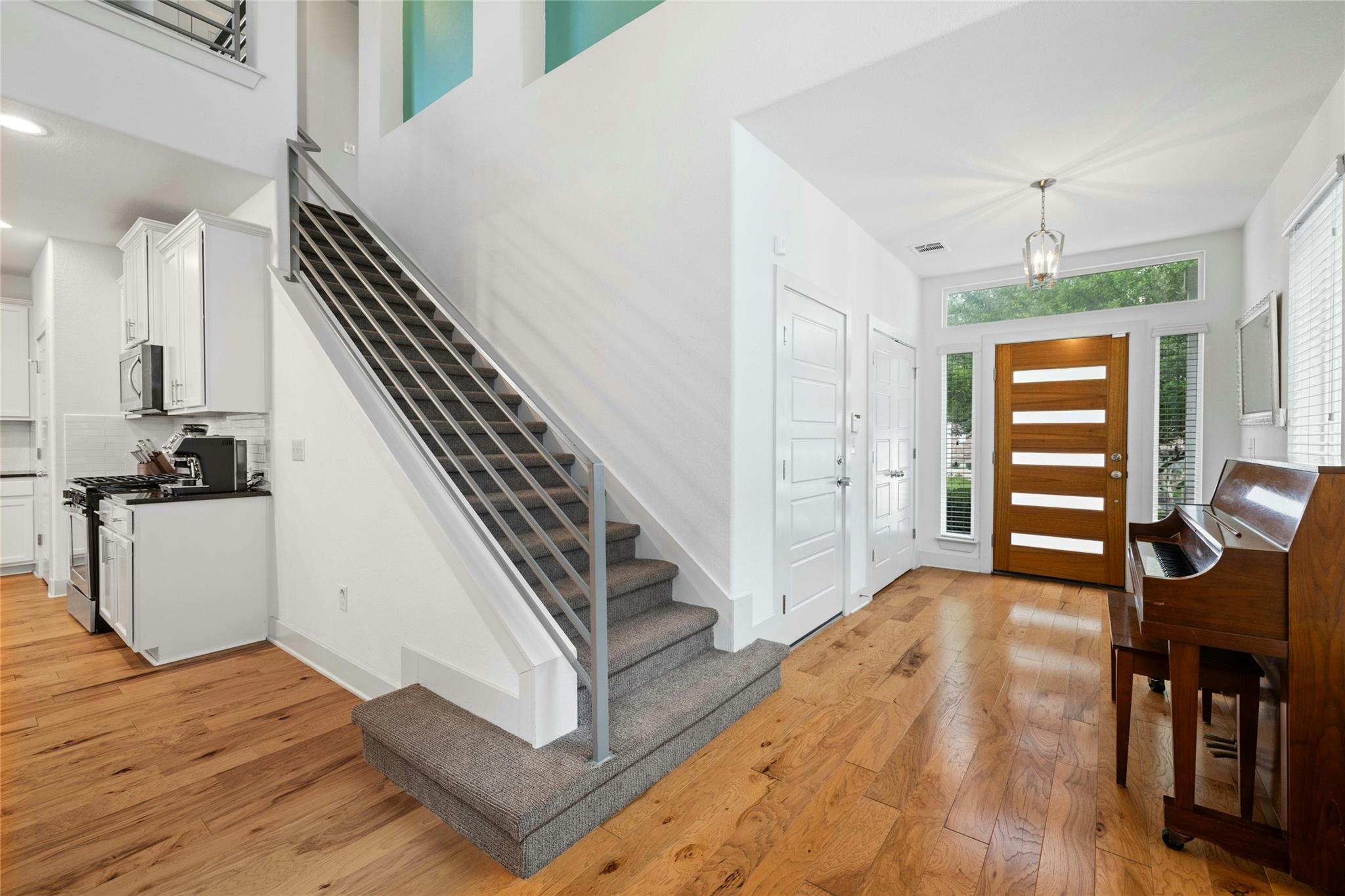 2313 Capulet St Property Photo 19
