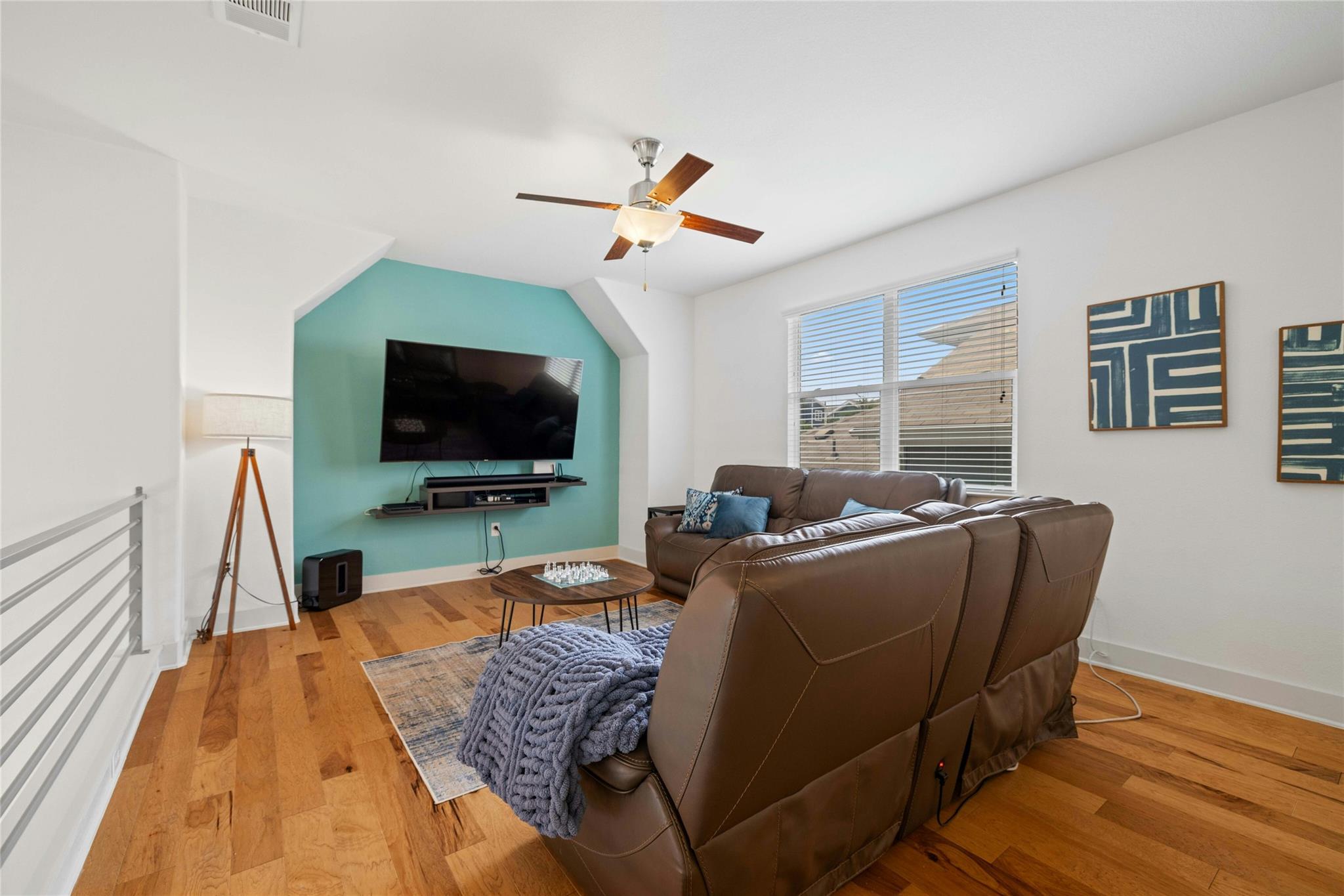 2313 Capulet St Property Photo 20