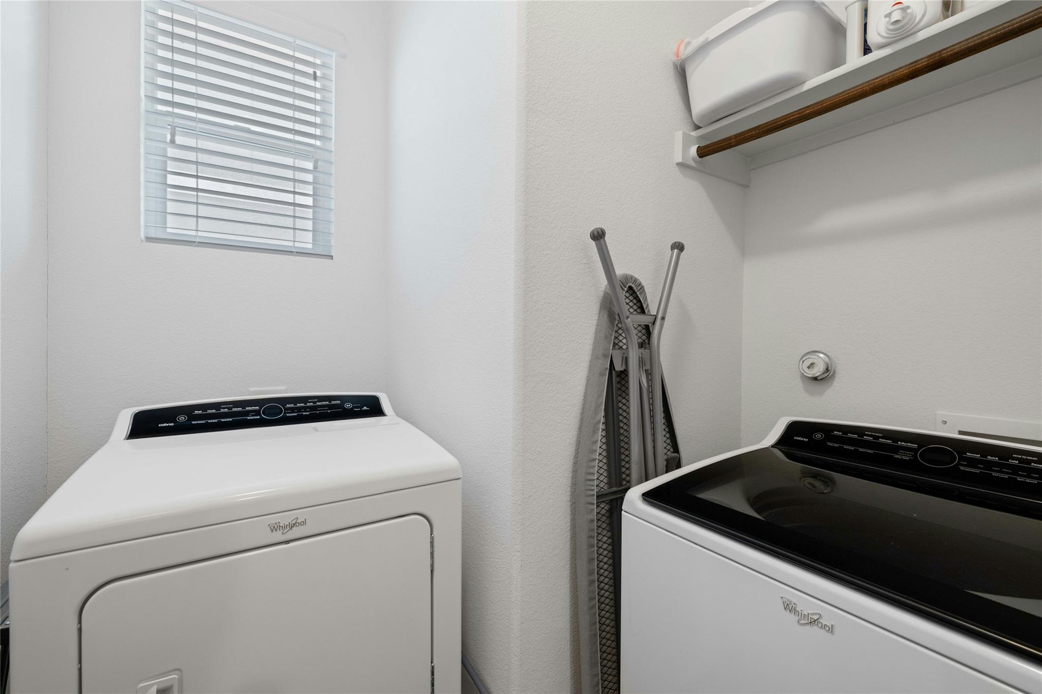 2313 Capulet St Property Photo 27
