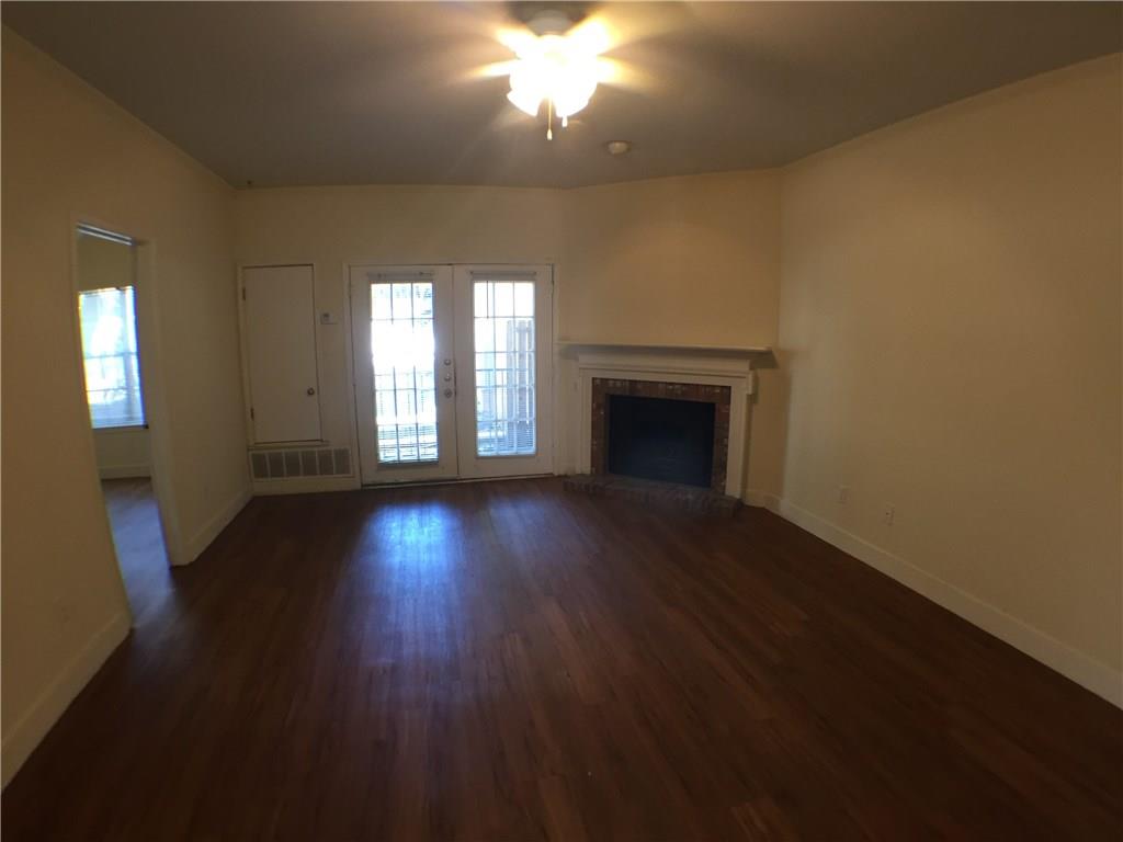 2100 San Gabriel St St #203 Property Photo 3