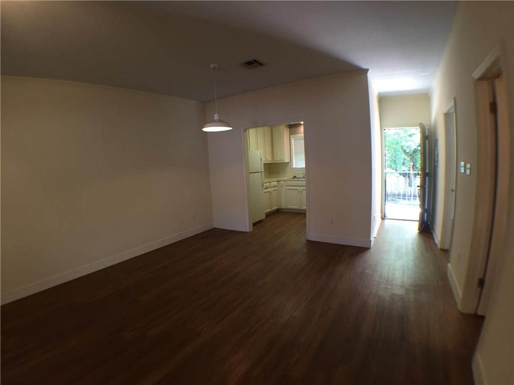 2100 San Gabriel St St #203 Property Photo 4