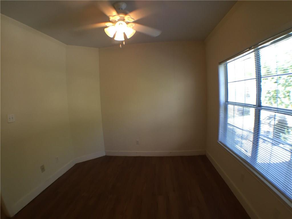 2100 San Gabriel St St #203 Property Photo 10