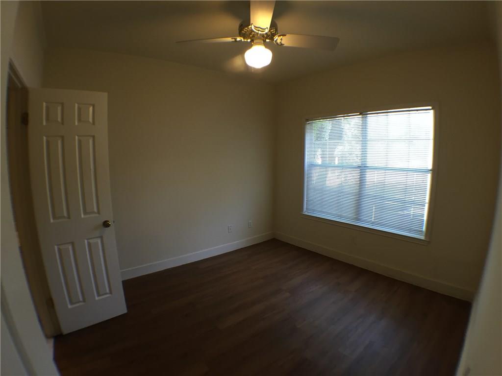 2100 San Gabriel St St #203 Property Photo 11