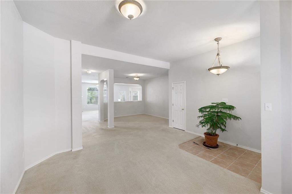 3669 Nolan Ryan None Property Photo 4