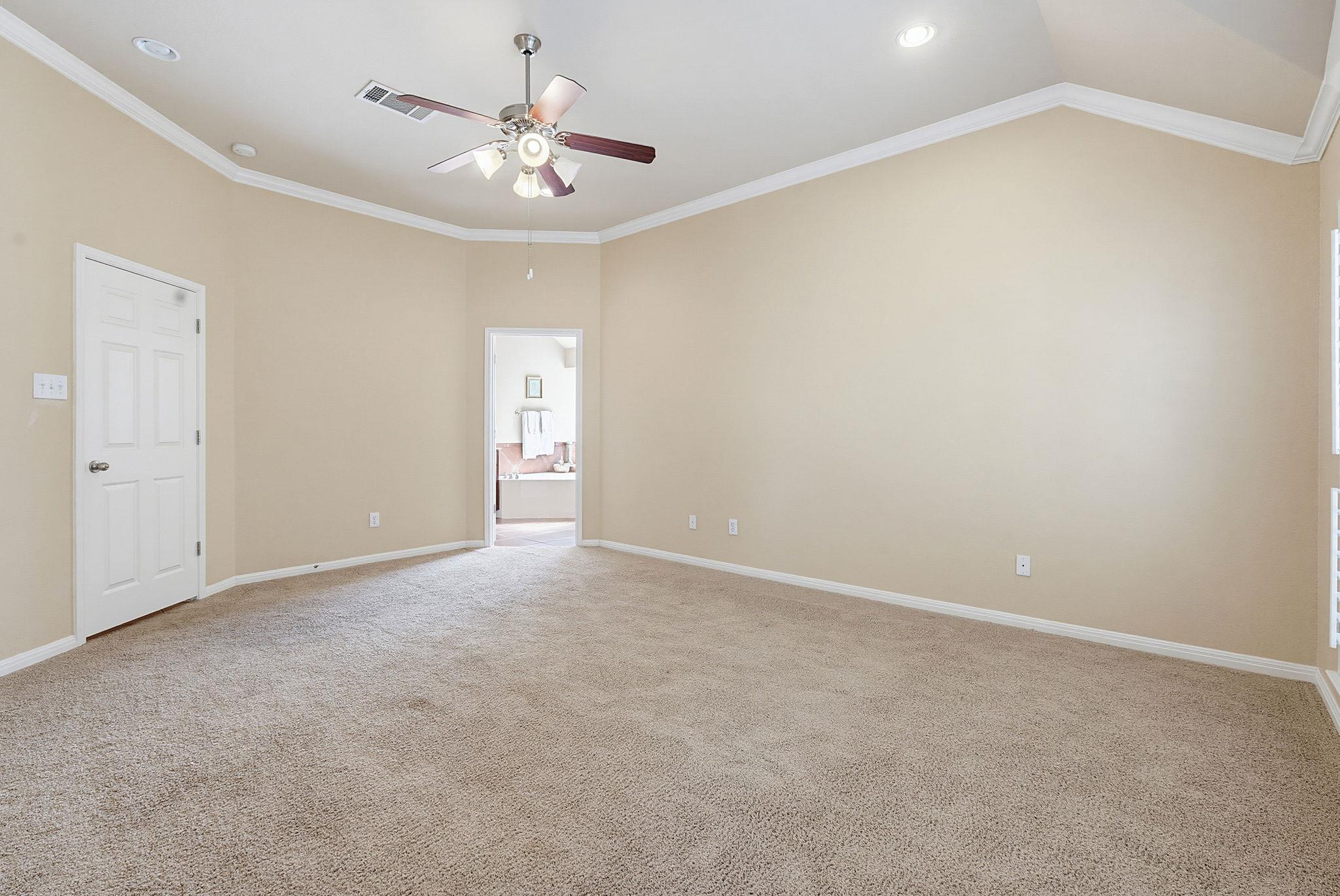 16305 Almaden Dr Property Photo 17