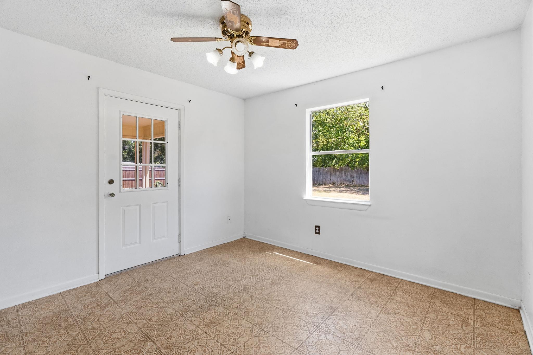 3007 Great Valley Dr Property Photo 19