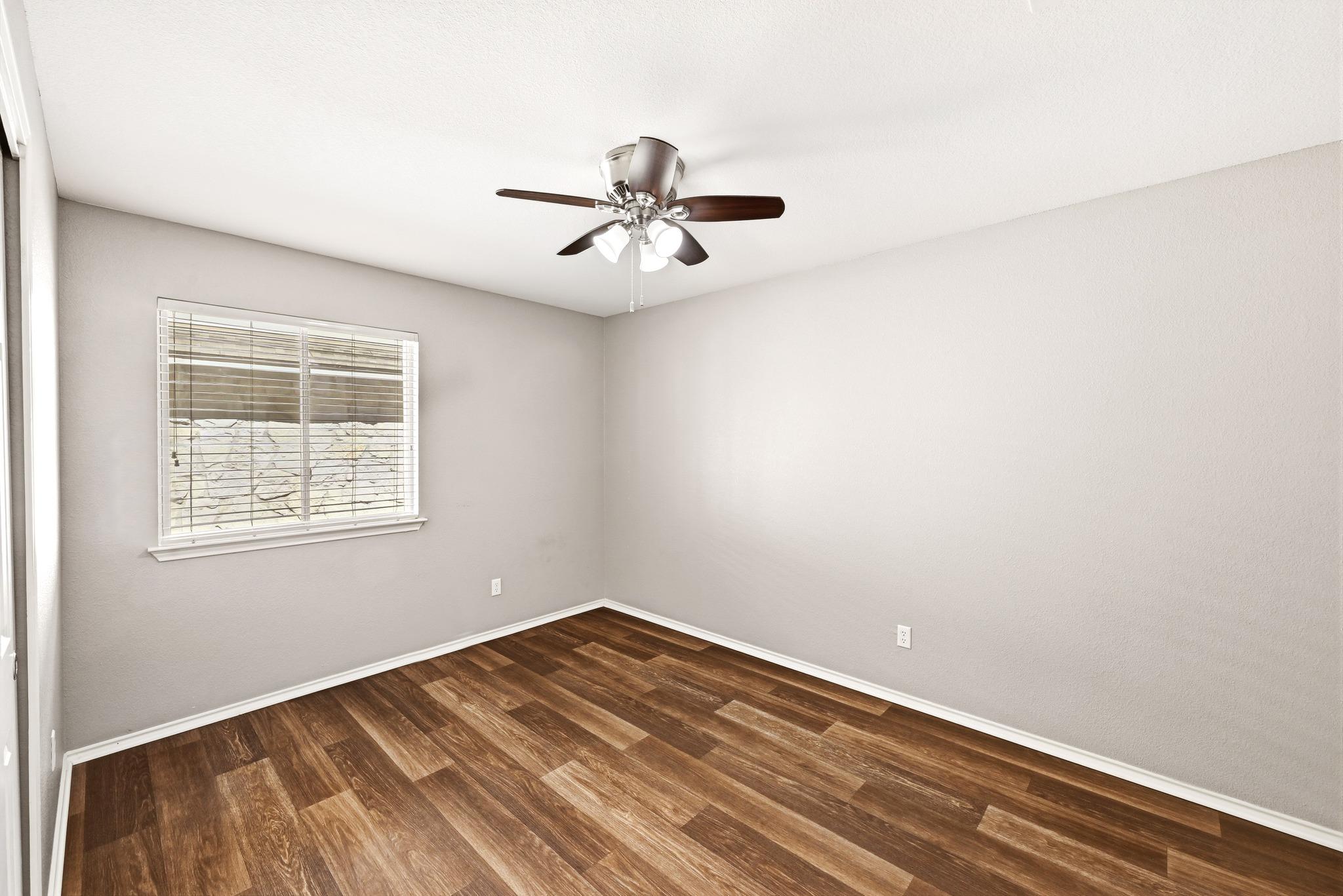 1513 Big Bend Dr Property Photo 30